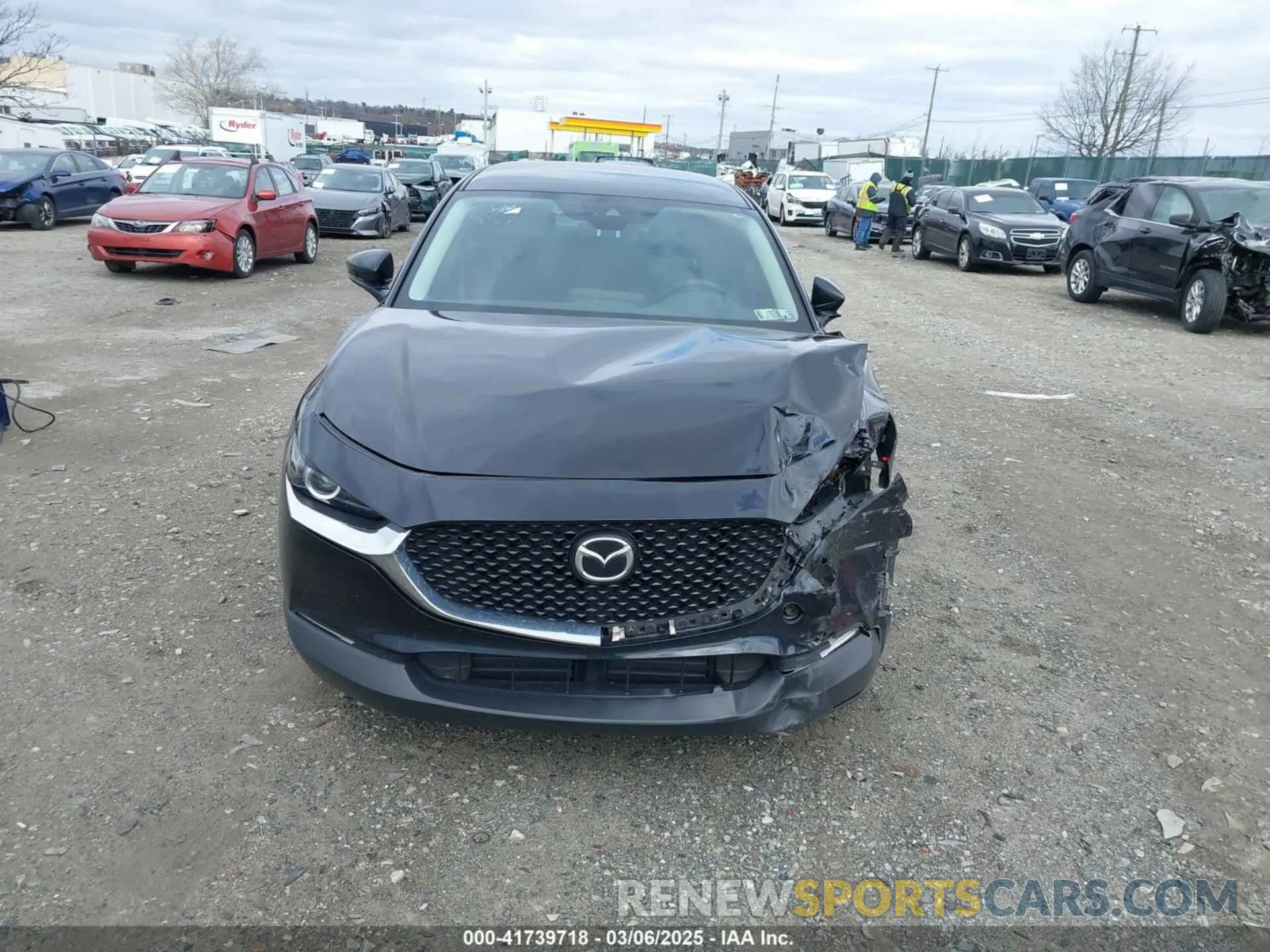 13 fotografías del automóvil dañado 3MVDMBBMXPM516728 MAZDA CX-30 2023