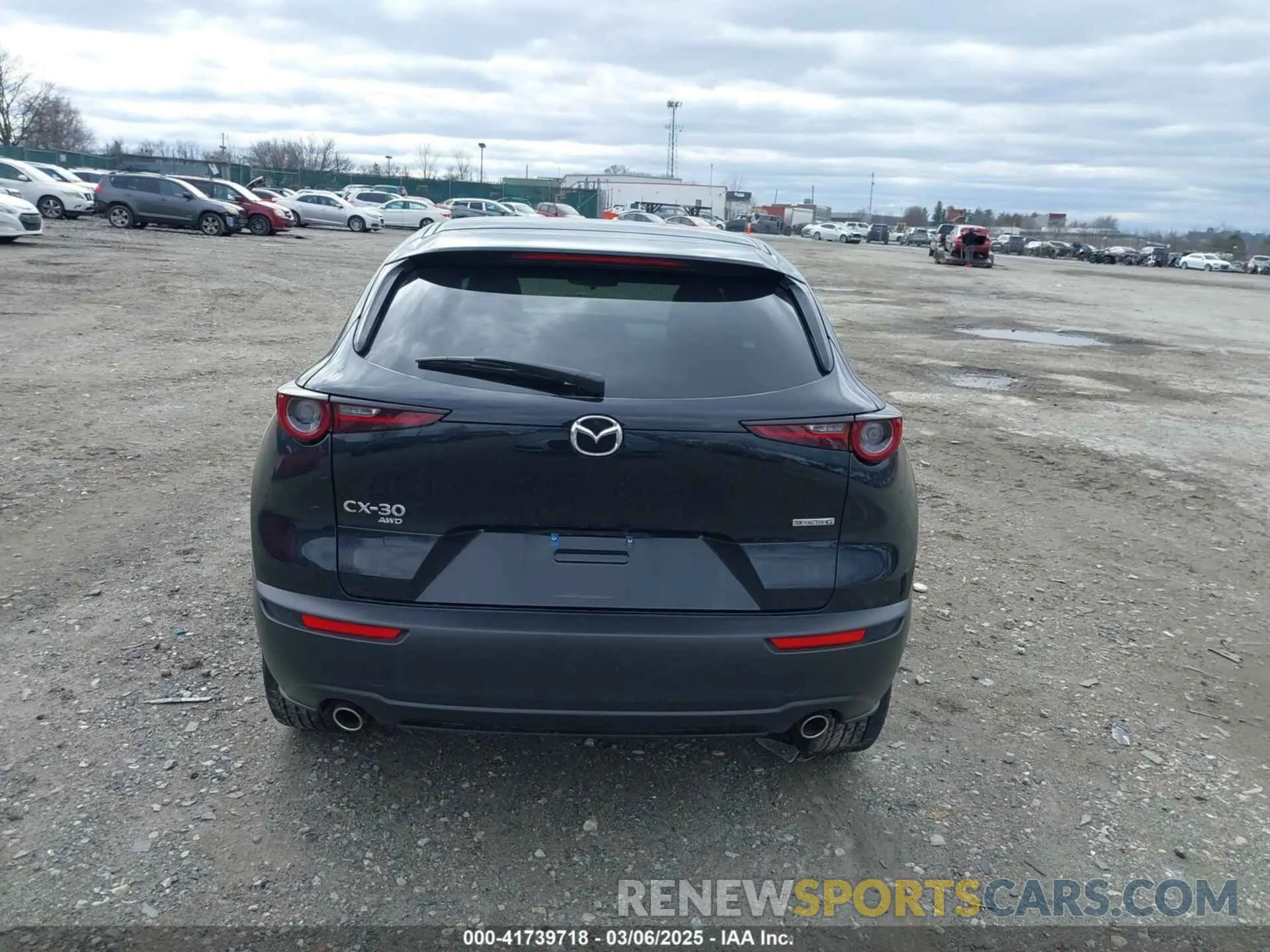 17 fotografías del automóvil dañado 3MVDMBBMXPM516728 MAZDA CX-30 2023