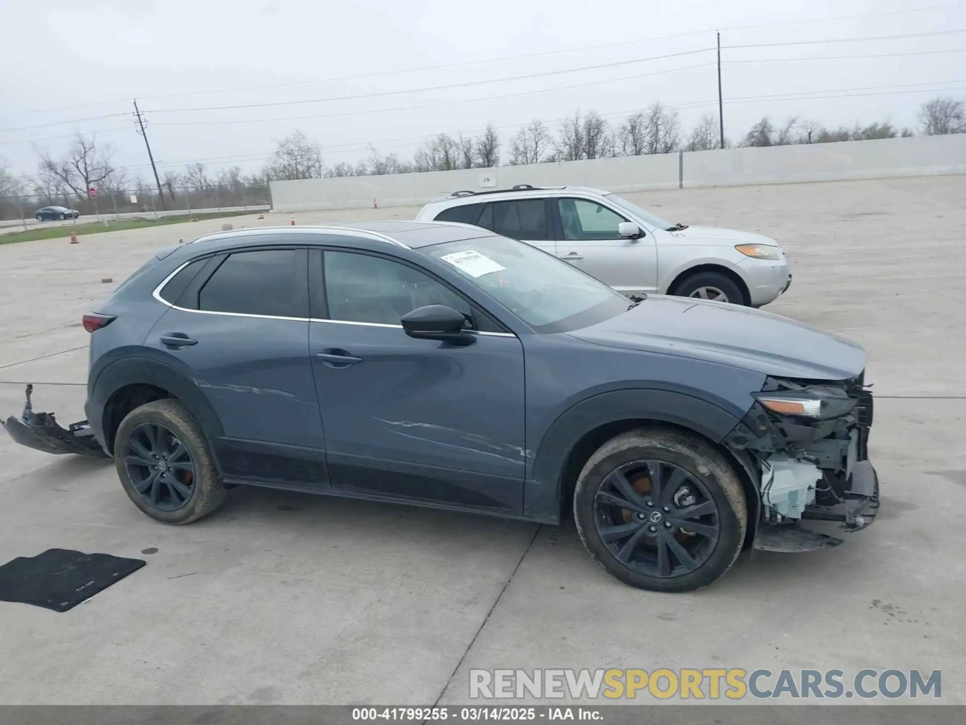 14 fotografías del automóvil dañado 3MVDMBCM0PM532449 MAZDA CX-30 2023