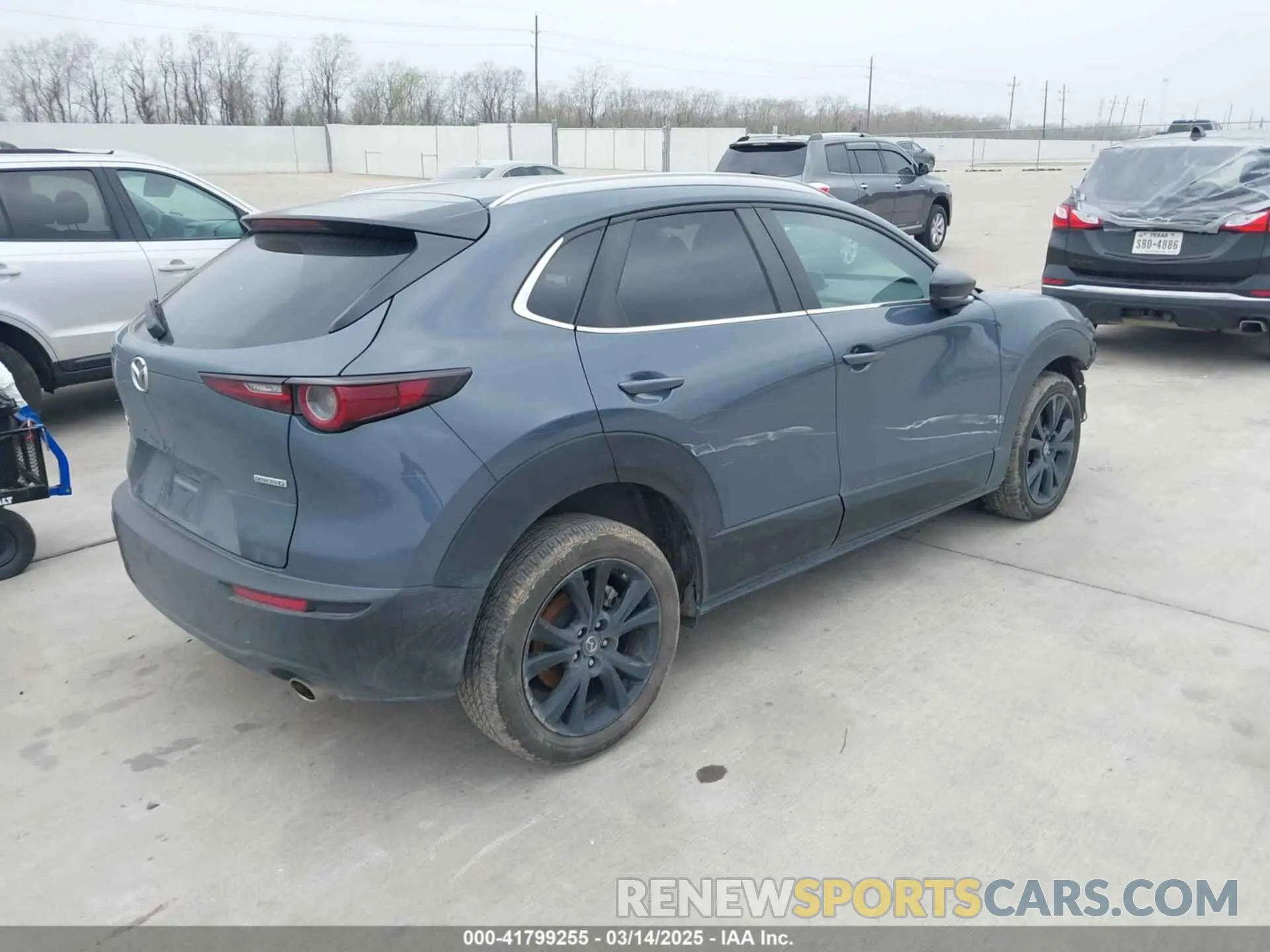 4 fotografías del automóvil dañado 3MVDMBCM0PM532449 MAZDA CX-30 2023