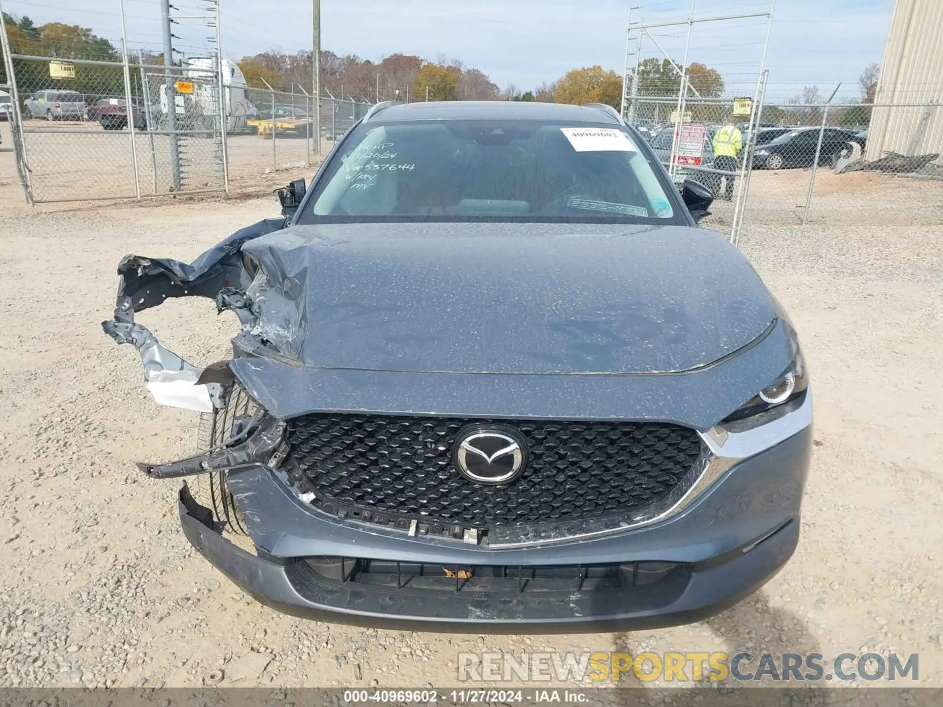 12 fotografías del automóvil dañado 3MVDMBCM1PM537644 MAZDA CX-30 2023