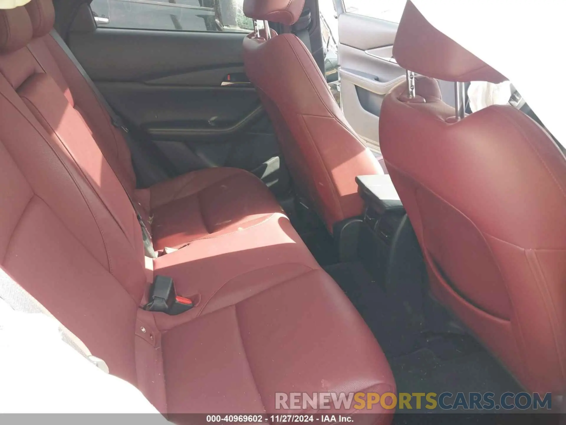 8 fotografías del automóvil dañado 3MVDMBCM1PM537644 MAZDA CX-30 2023