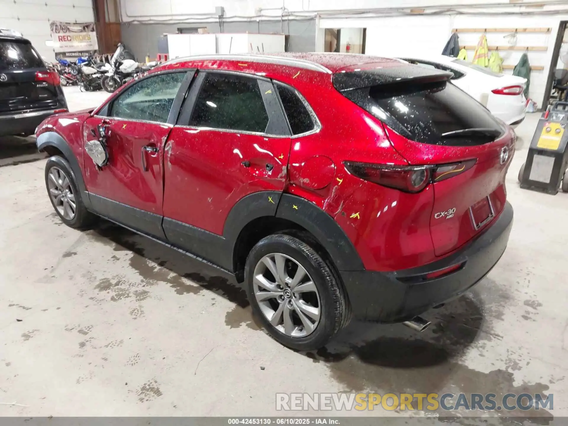 3 fotografías del automóvil dañado 3MVDMBCM1PM549616 MAZDA CX-30 2023