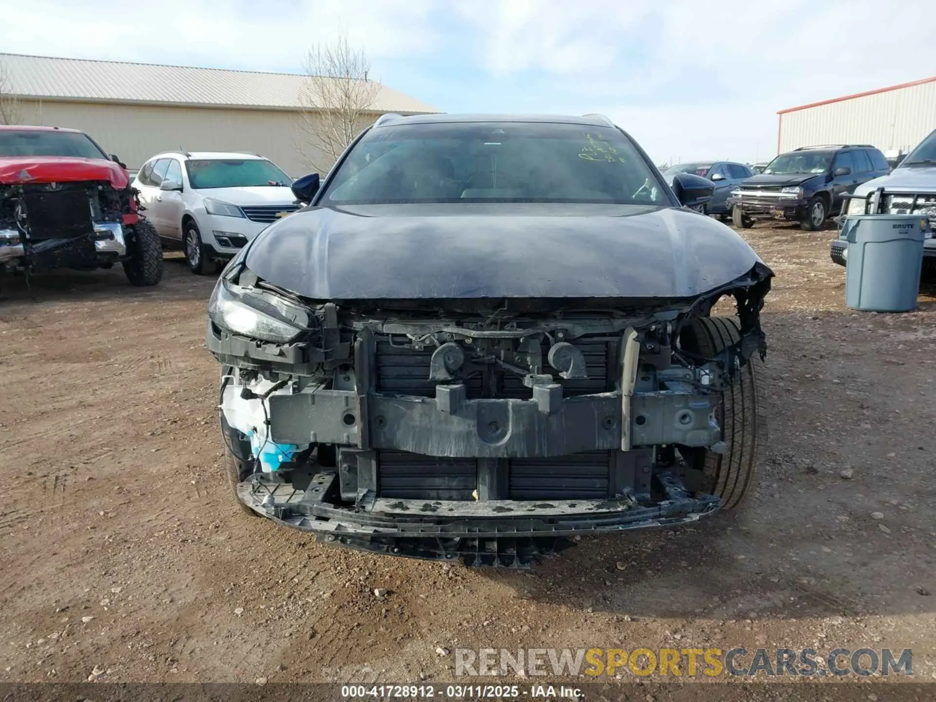 13 fotografías del automóvil dañado 3MVDMBCM2PM588506 MAZDA CX-30 2023