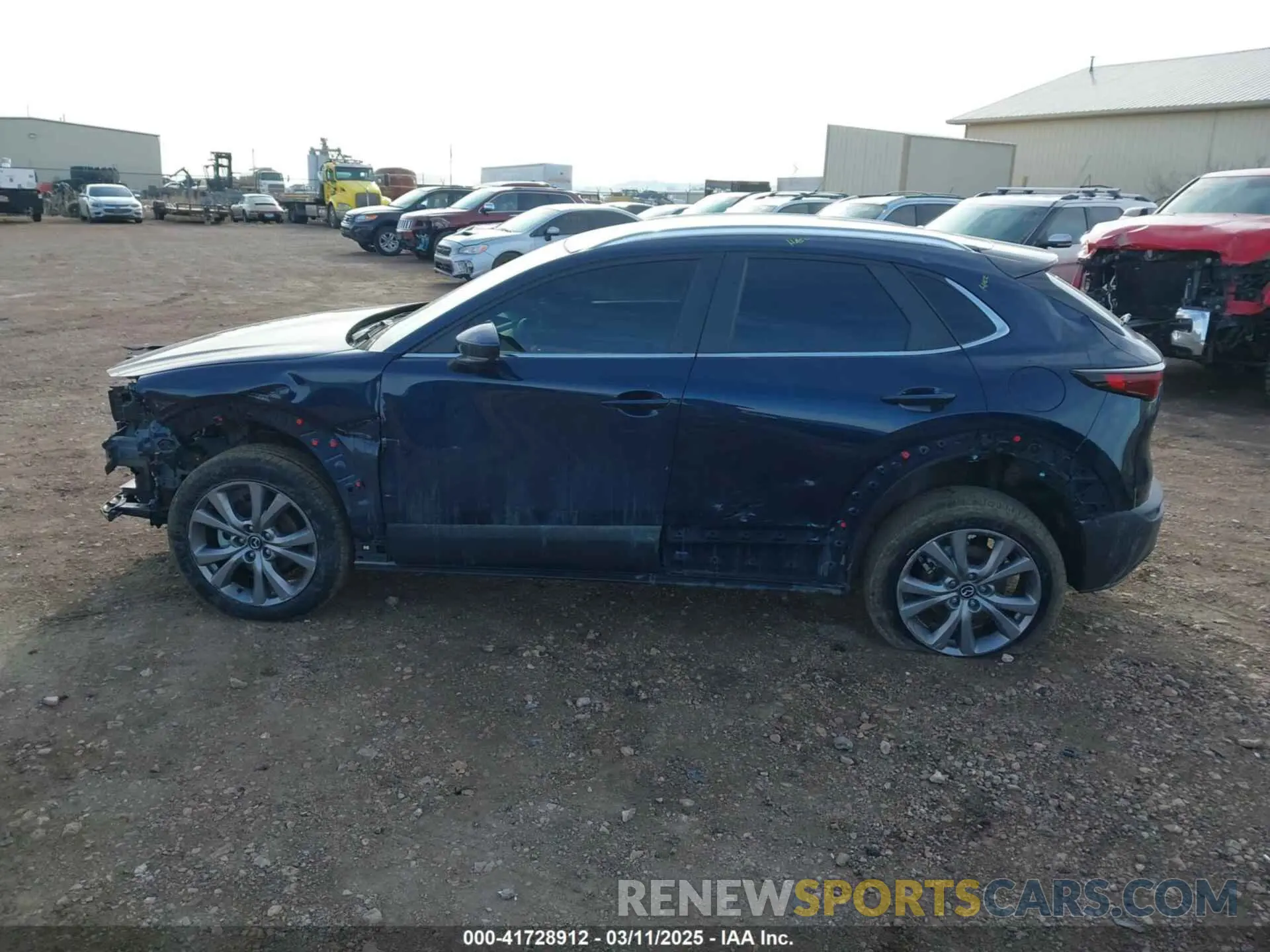 15 fotografías del automóvil dañado 3MVDMBCM2PM588506 MAZDA CX-30 2023