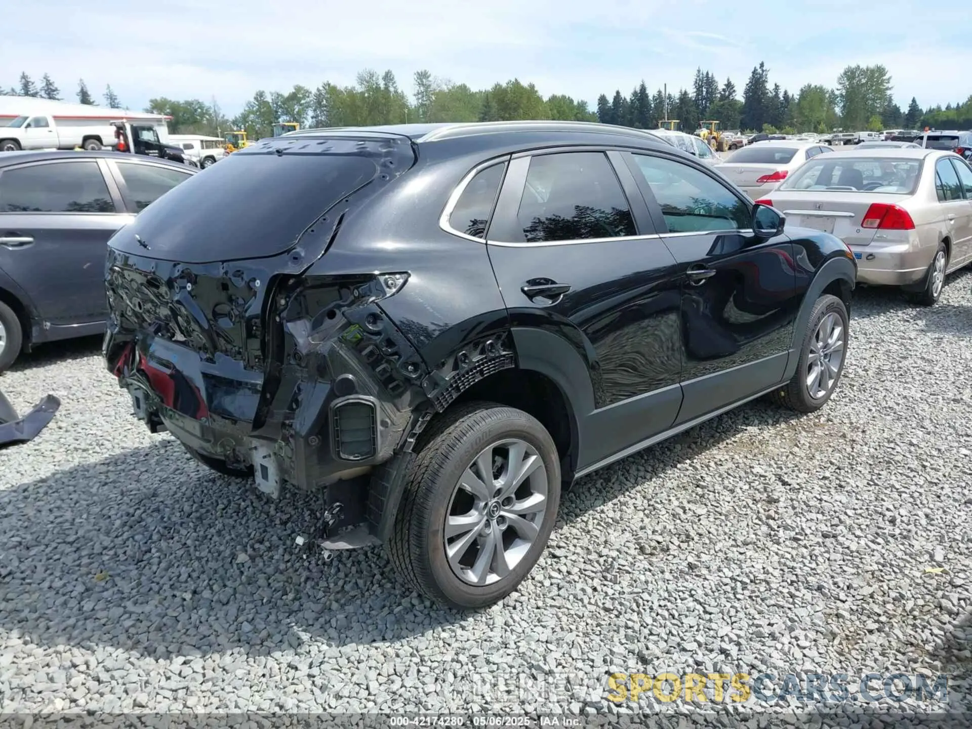 4 fotografías del automóvil dañado 3MVDMBCM3PM562447 MAZDA CX-30 2023