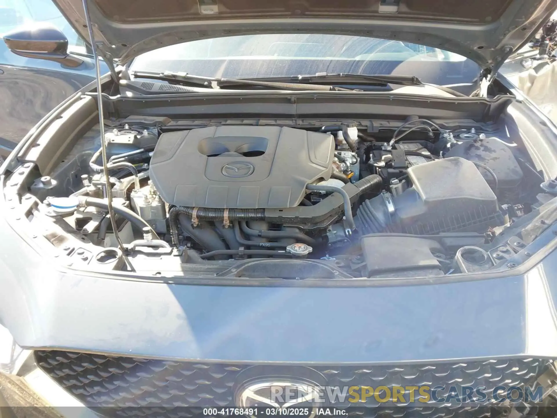 10 fotografías del automóvil dañado 3MVDMBCM4PM513435 MAZDA CX-30 2023
