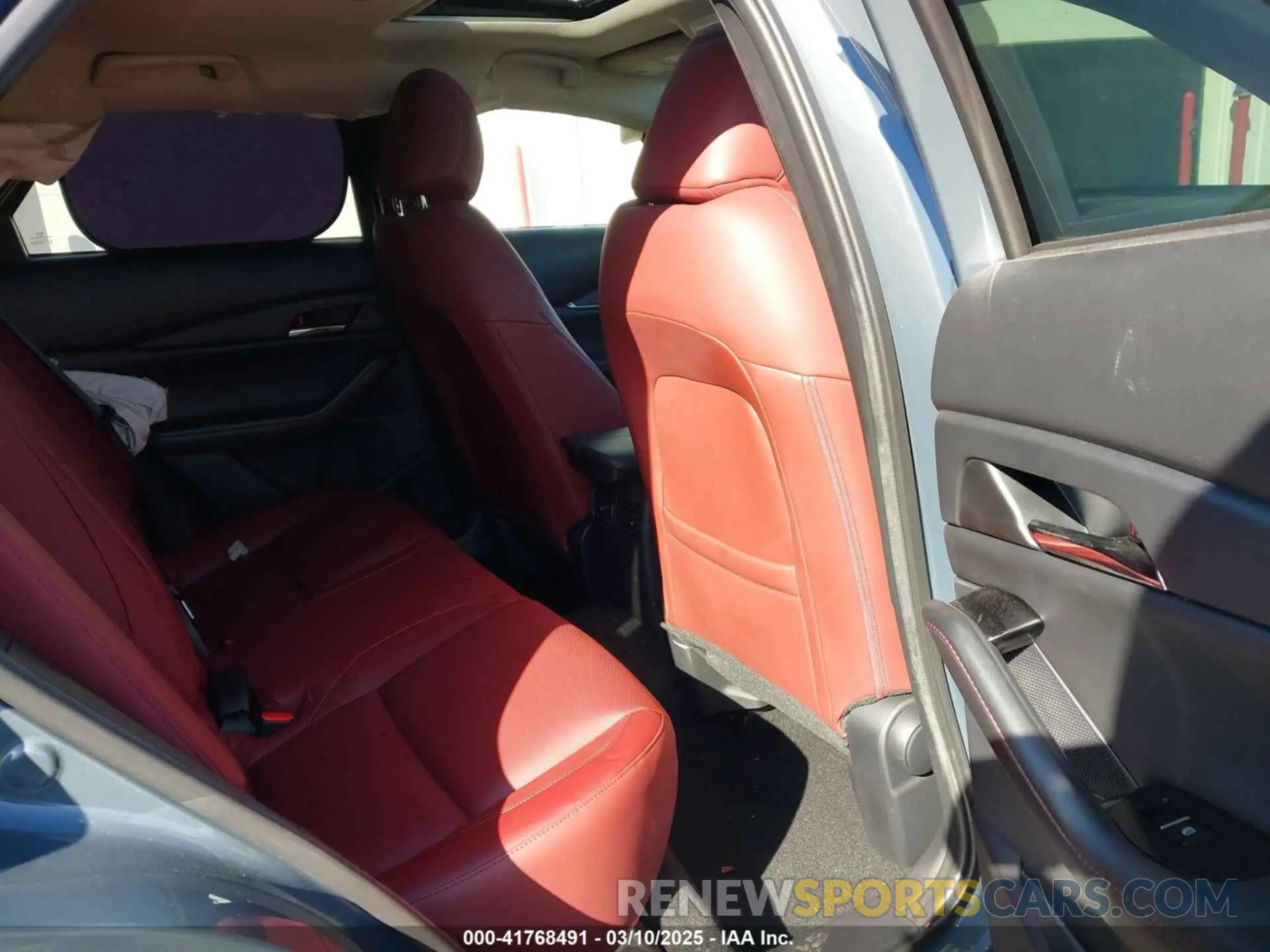 8 fotografías del automóvil dañado 3MVDMBCM4PM513435 MAZDA CX-30 2023