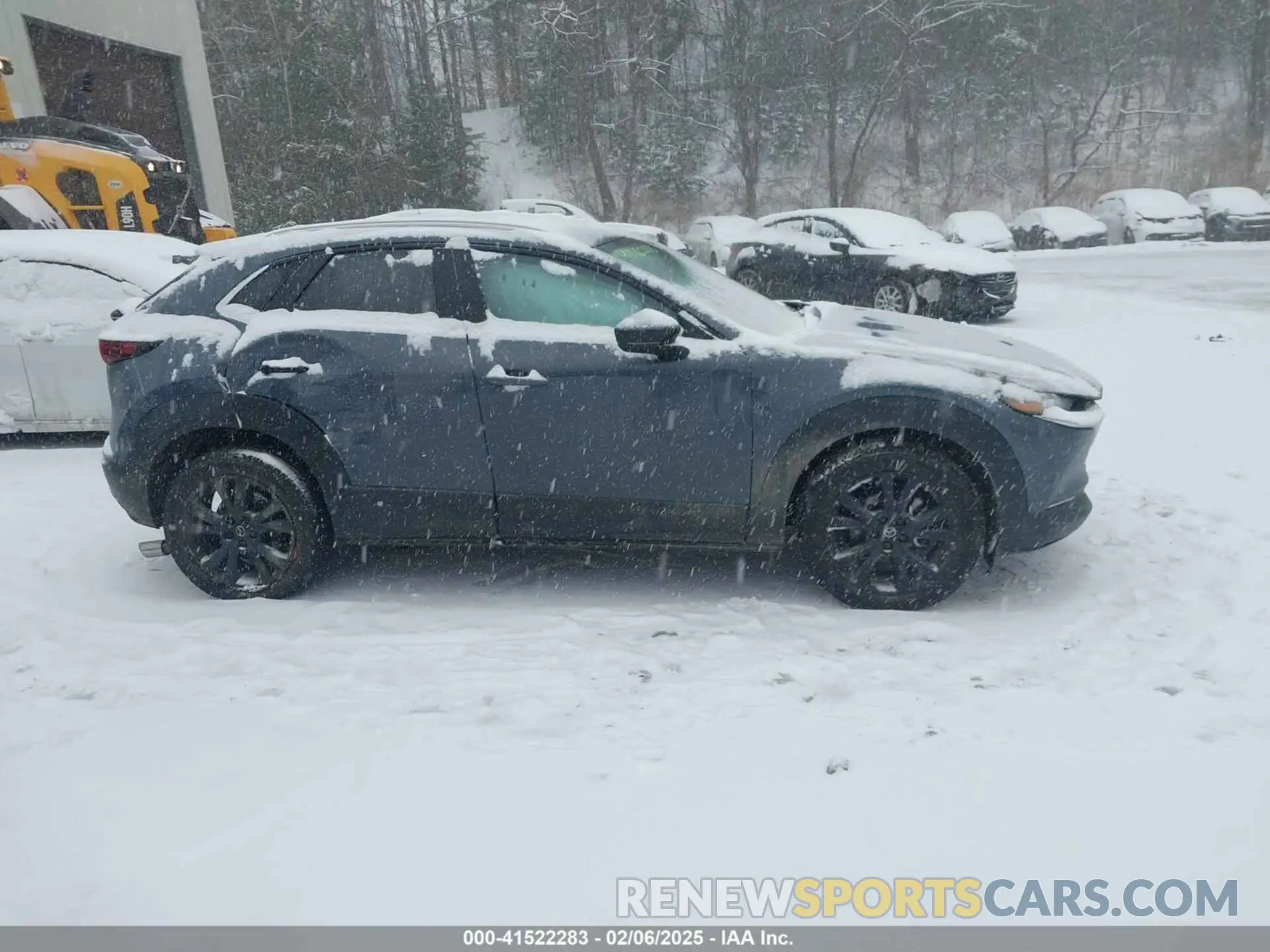 13 fotografías del automóvil dañado 3MVDMBCM4PM574509 MAZDA CX-30 2023