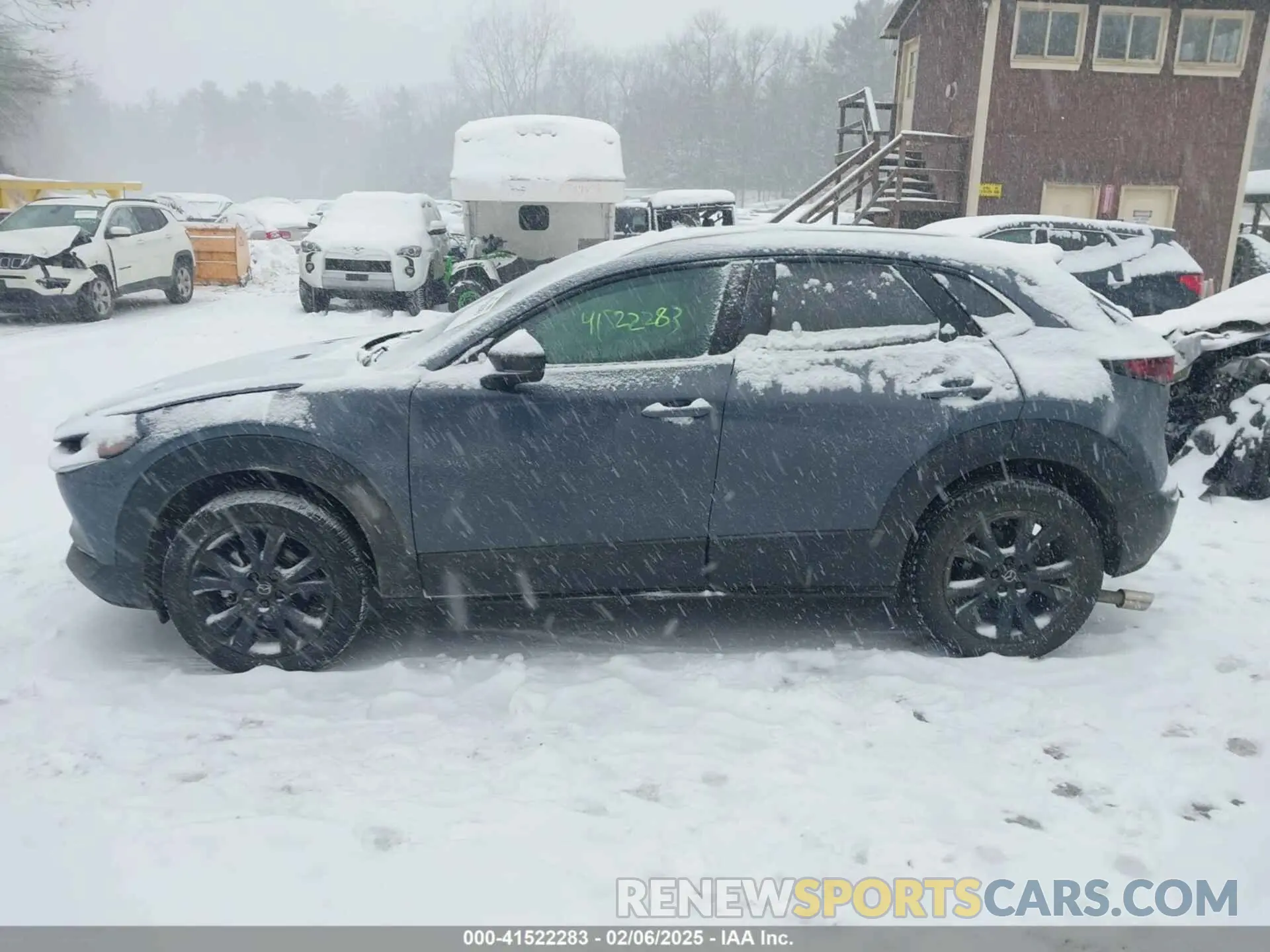 14 fotografías del automóvil dañado 3MVDMBCM4PM574509 MAZDA CX-30 2023