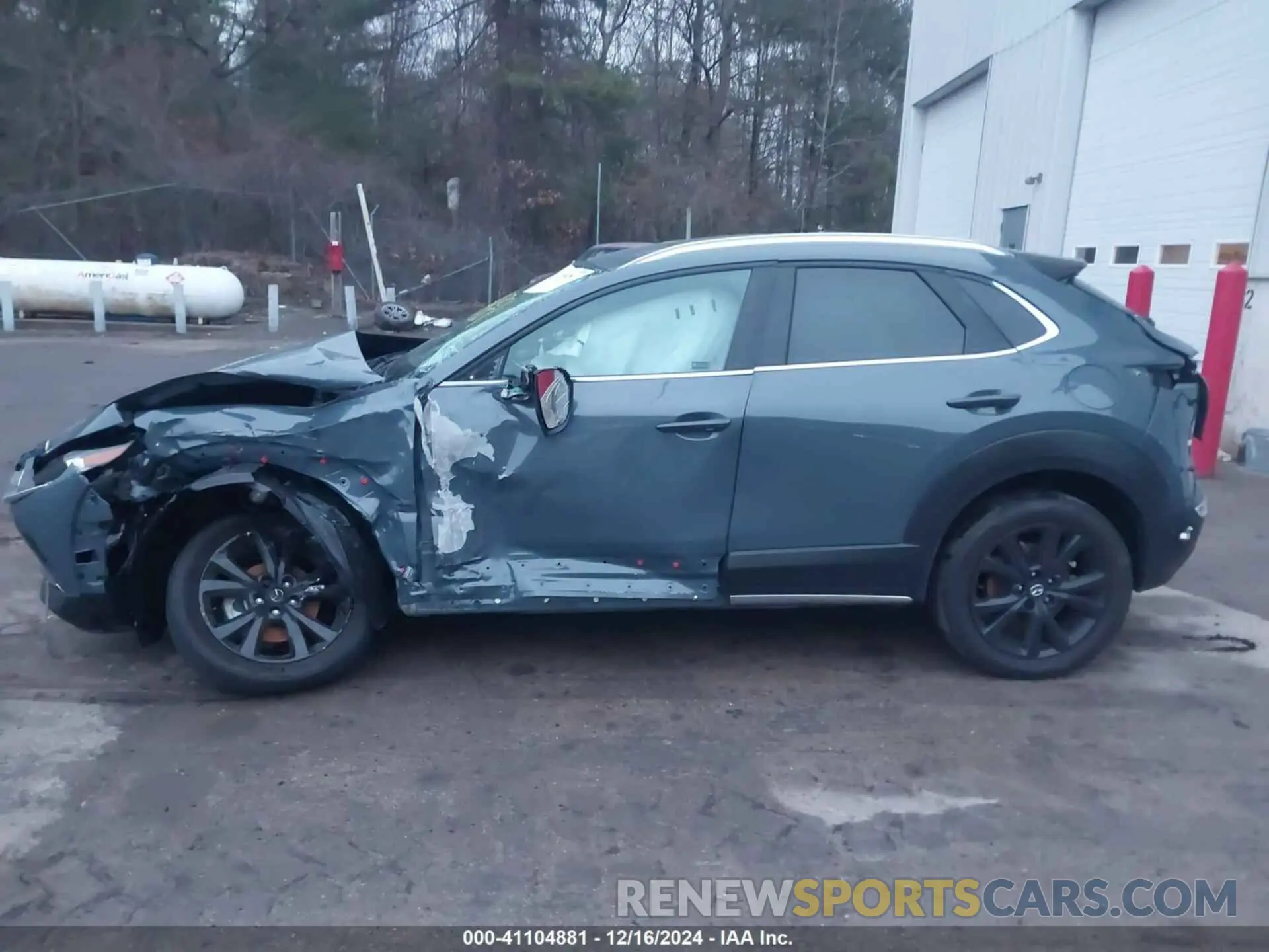 14 fotografías del automóvil dañado 3MVDMBCM5PM545150 MAZDA CX-30 2023