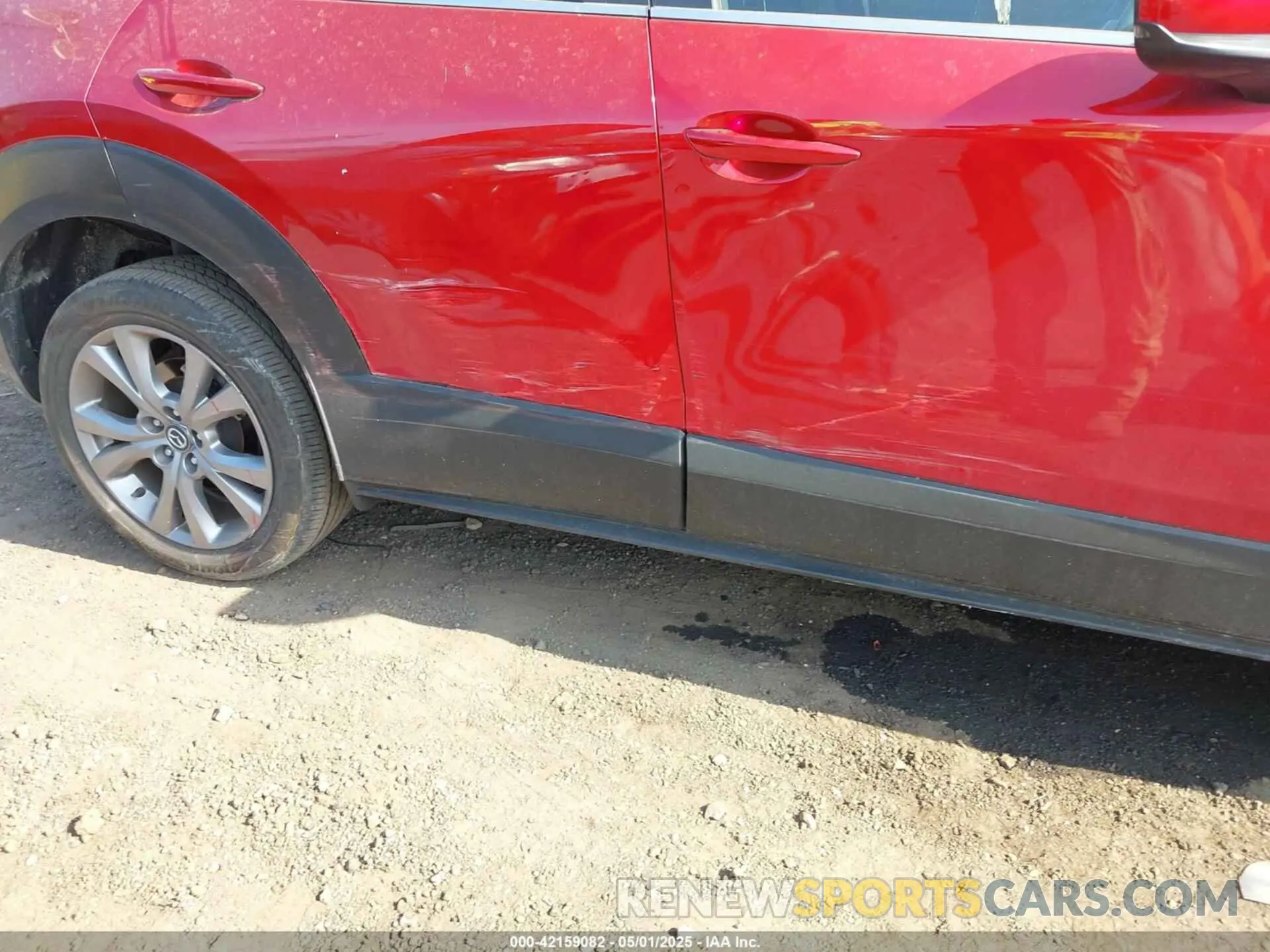 17 fotografías del automóvil dañado 3MVDMBCM7PM522324 MAZDA CX-30 2023