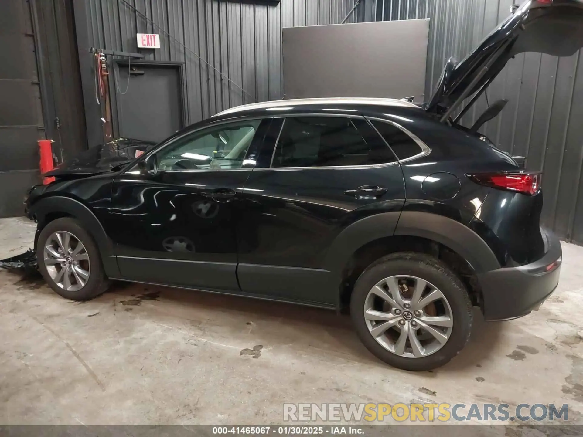 3 fotografías del automóvil dañado 3MVDMBDM2PM583367 MAZDA CX-30 2023