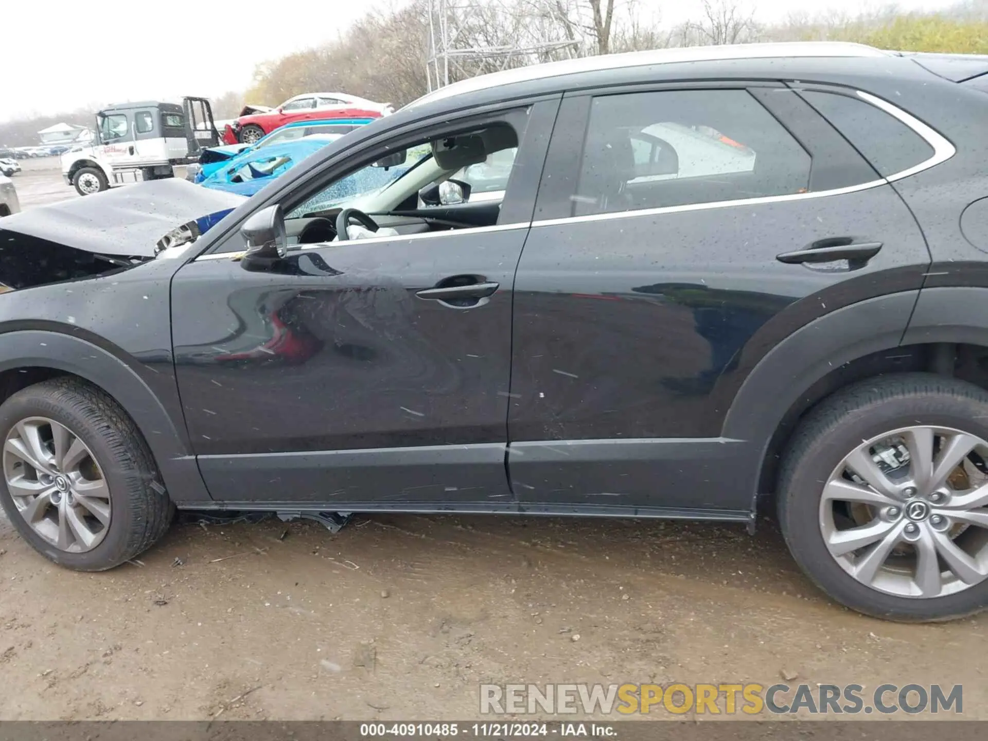14 fotografías del automóvil dañado 3MVDMBDM3PM559627 MAZDA CX-30 2023
