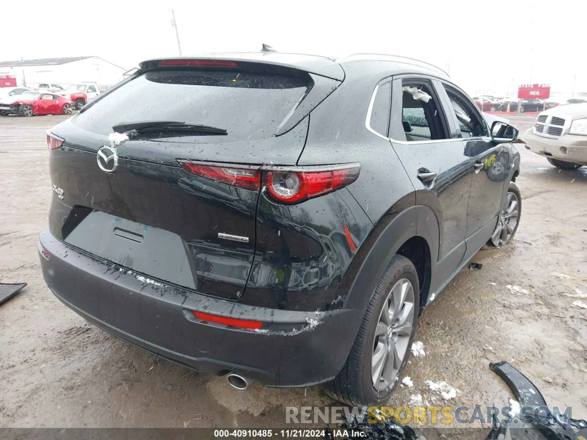 4 fotografías del automóvil dañado 3MVDMBDM3PM559627 MAZDA CX-30 2023