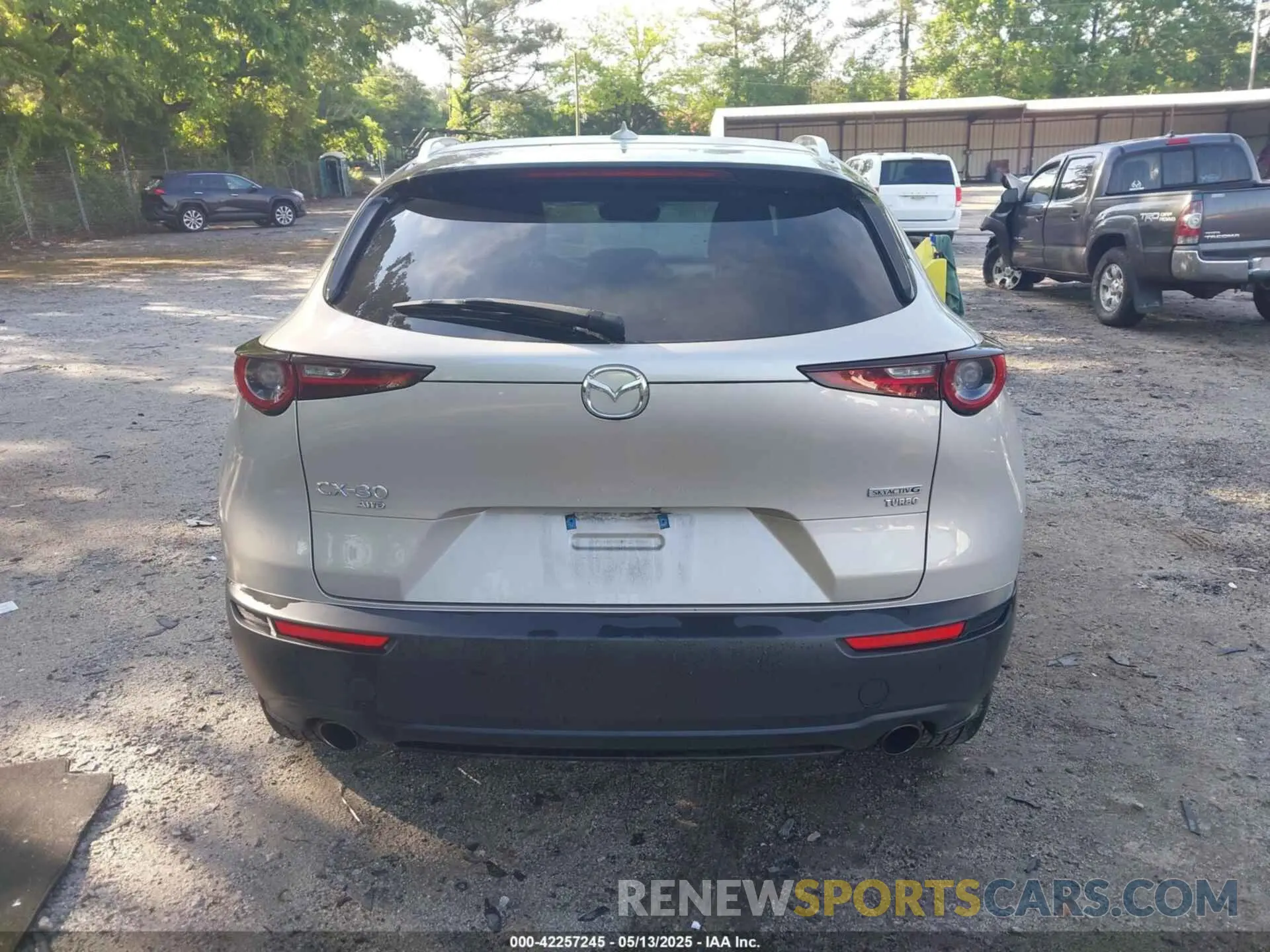 16 fotografías del automóvil dañado 3MVDMBDY0PM507018 MAZDA CX-30 2023