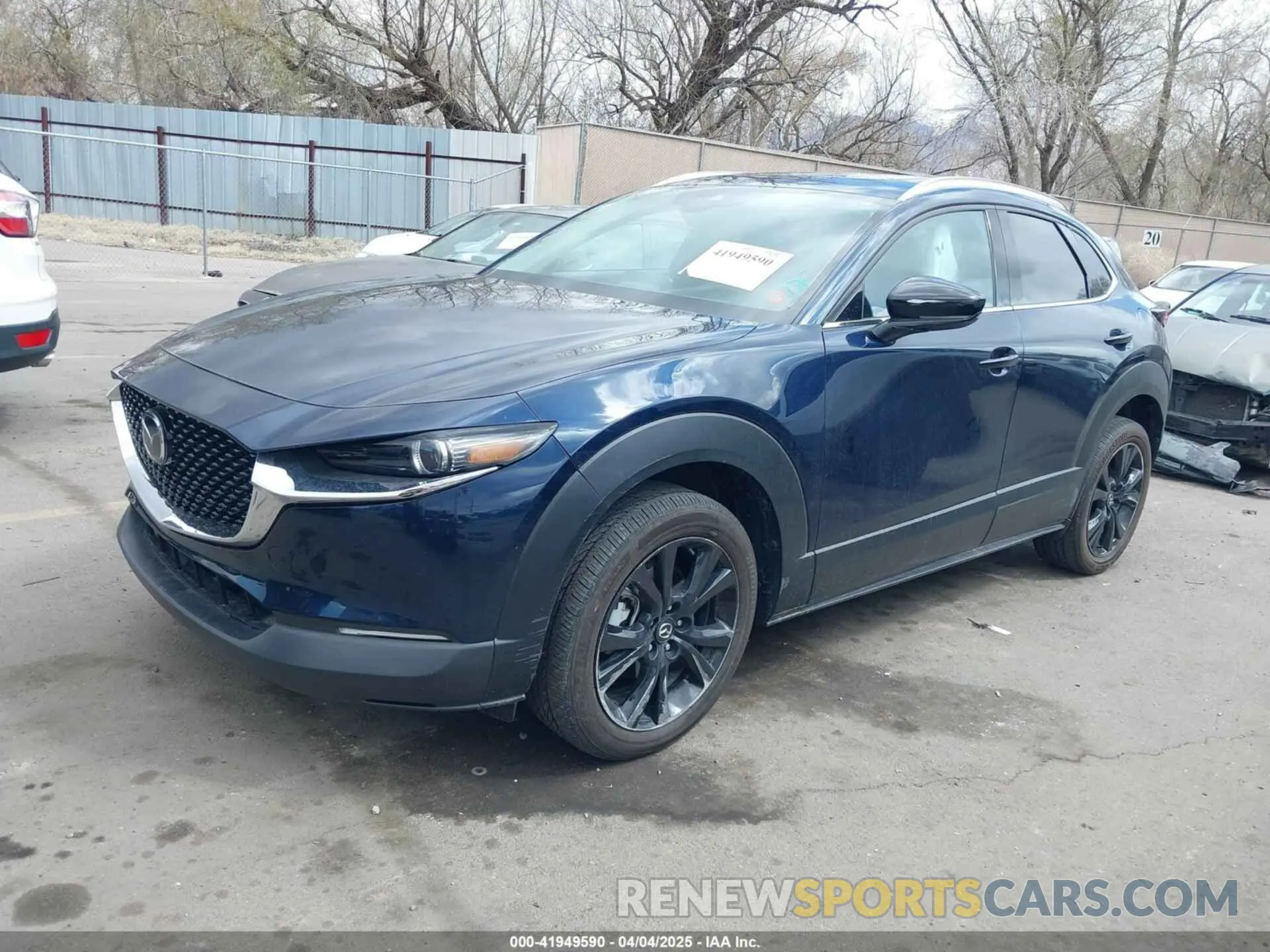 2 fotografías del automóvil dañado 3MVDMBDY1PM549164 MAZDA CX-30 2023