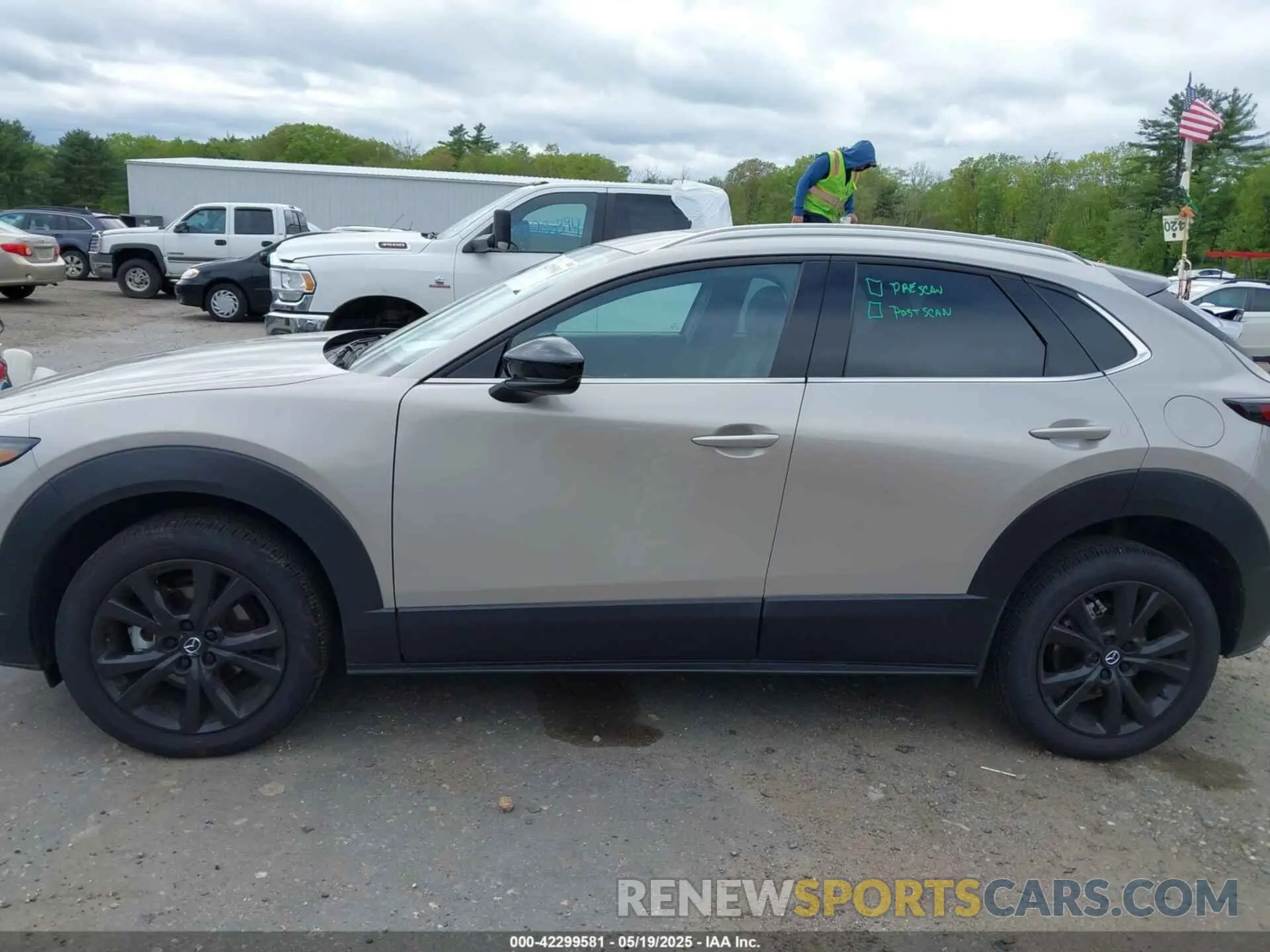 15 fotografías del automóvil dañado 3MVDMBDY7PM566311 MAZDA CX-30 2023