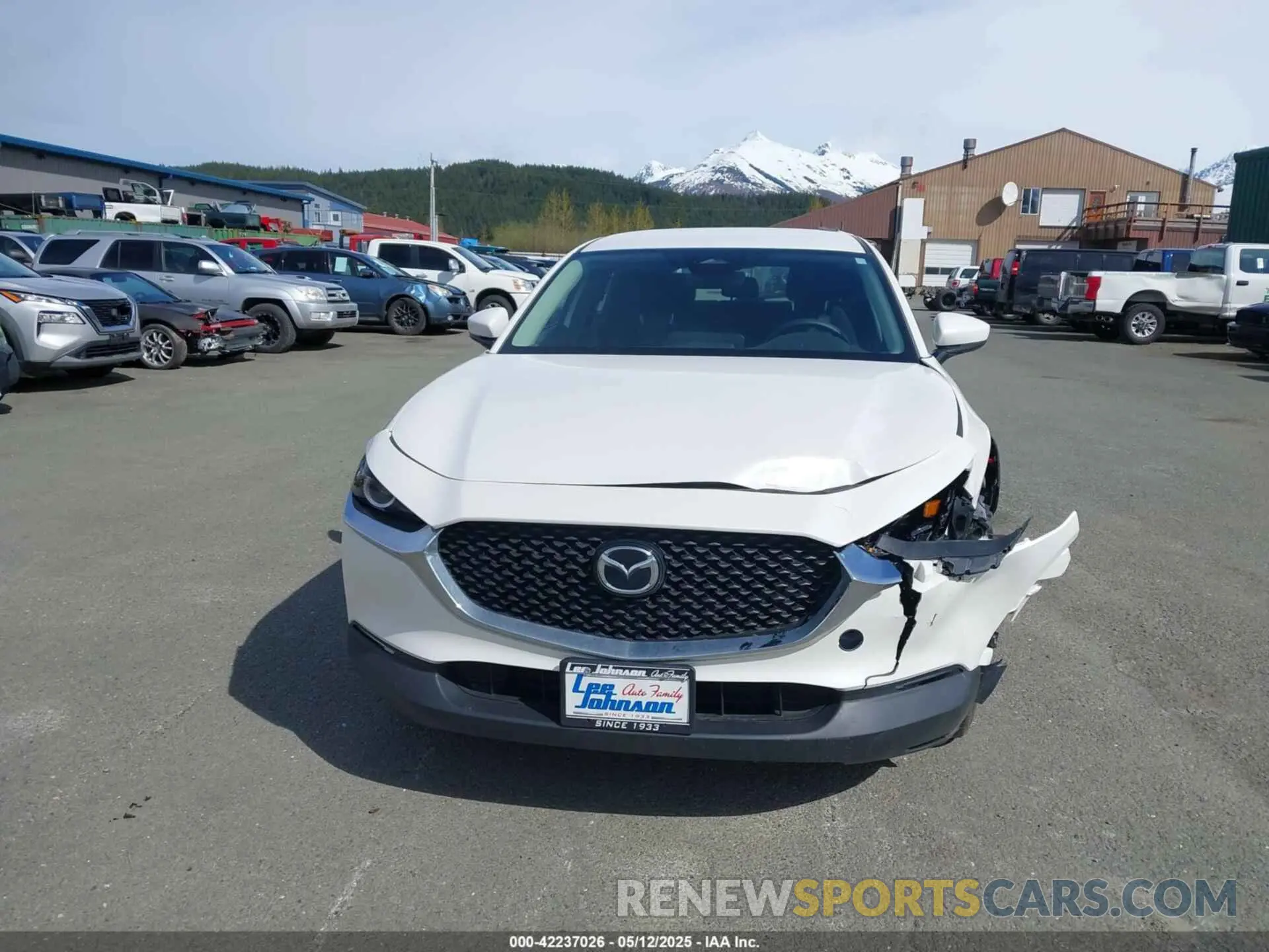 12 fotografías del automóvil dañado 3MVDMBAM2RM667132 MAZDA CX-30 2024