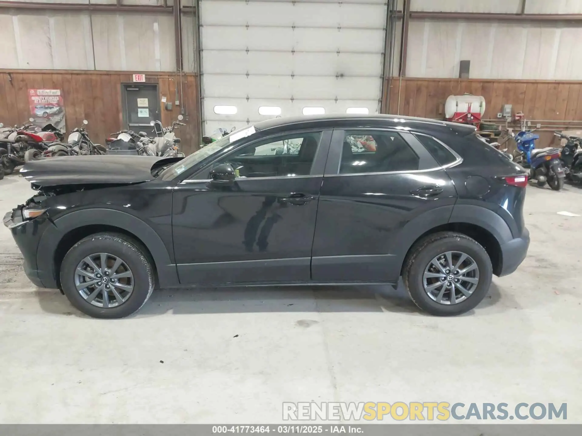14 fotografías del automóvil dañado 3MVDMBAM2RM719794 MAZDA CX-30 2024