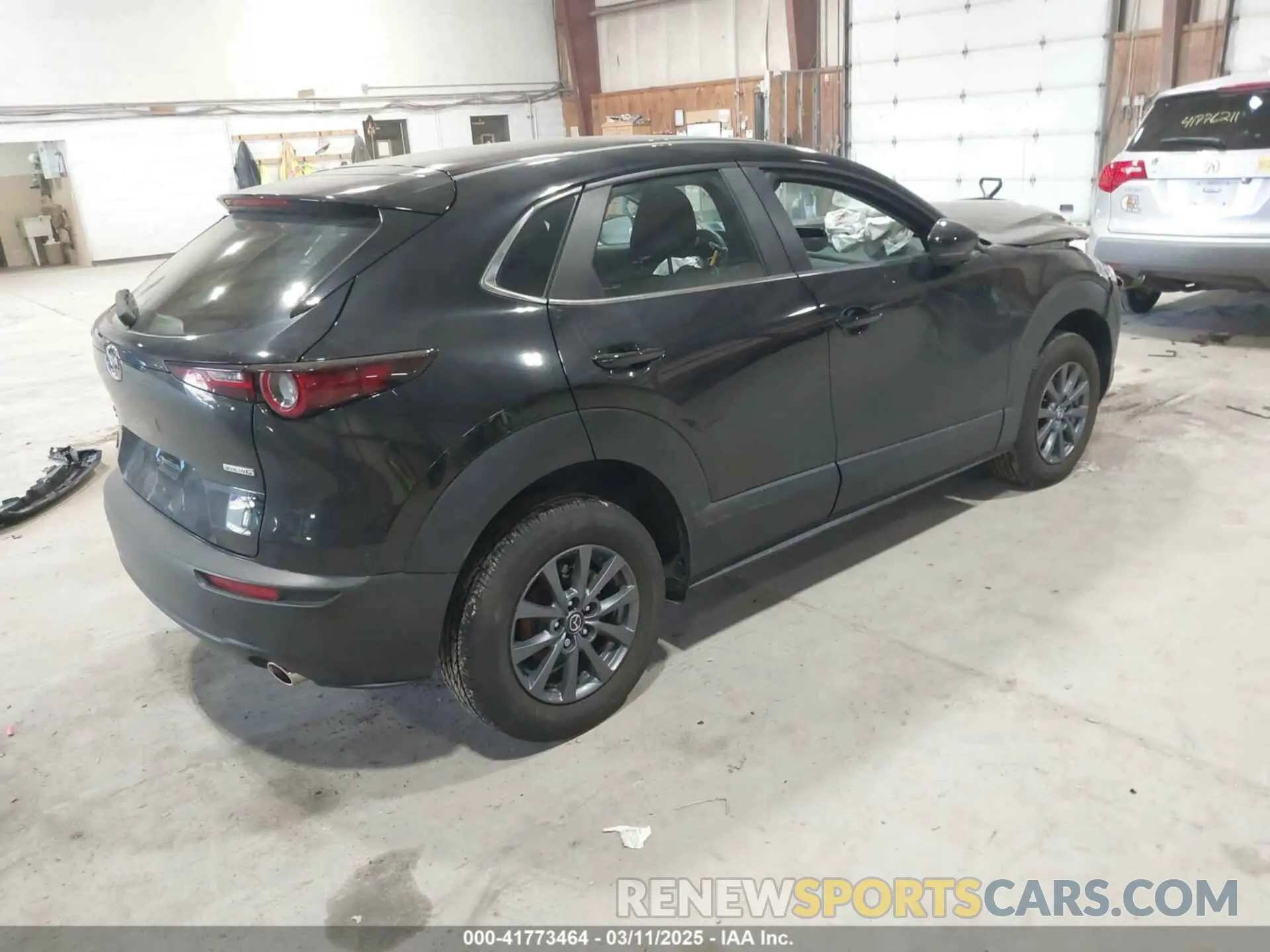 4 fotografías del automóvil dañado 3MVDMBAM2RM719794 MAZDA CX-30 2024