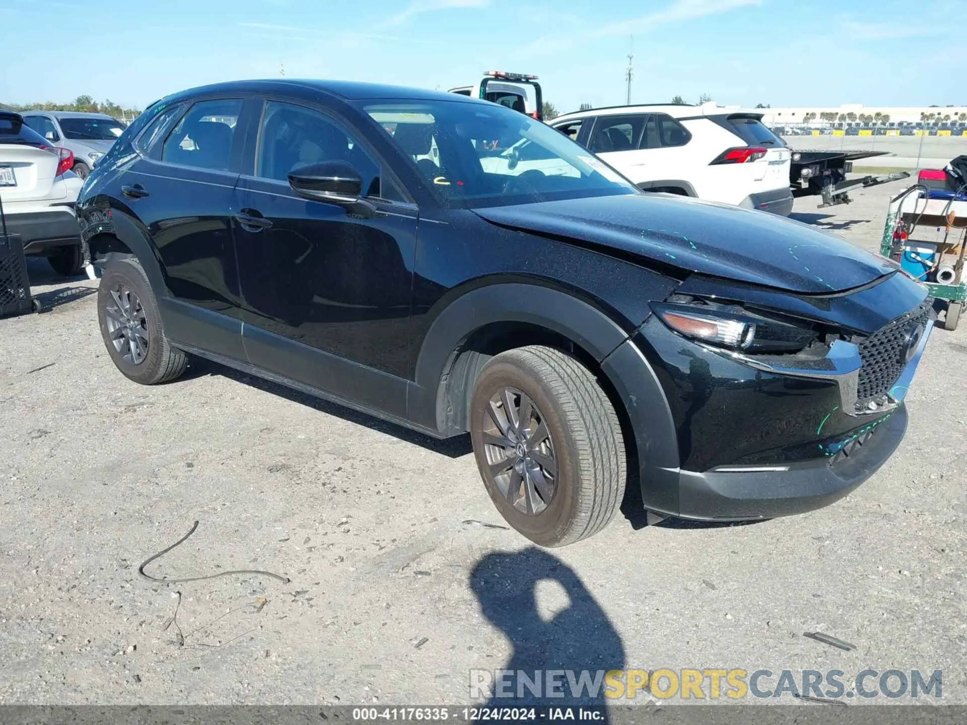 1 fotografías del automóvil dañado 3MVDMBAM4RM644757 MAZDA CX-30 2024