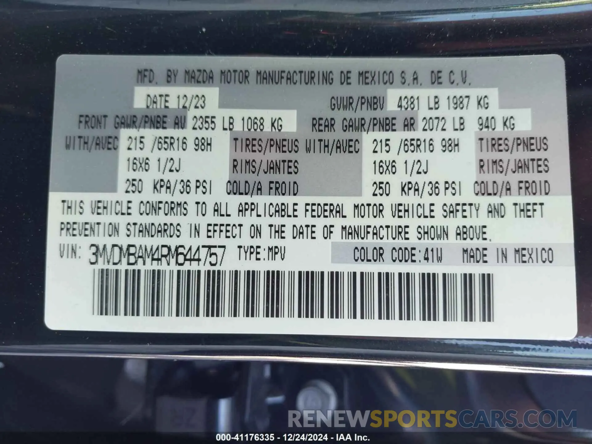 9 fotografías del automóvil dañado 3MVDMBAM4RM644757 MAZDA CX-30 2024
