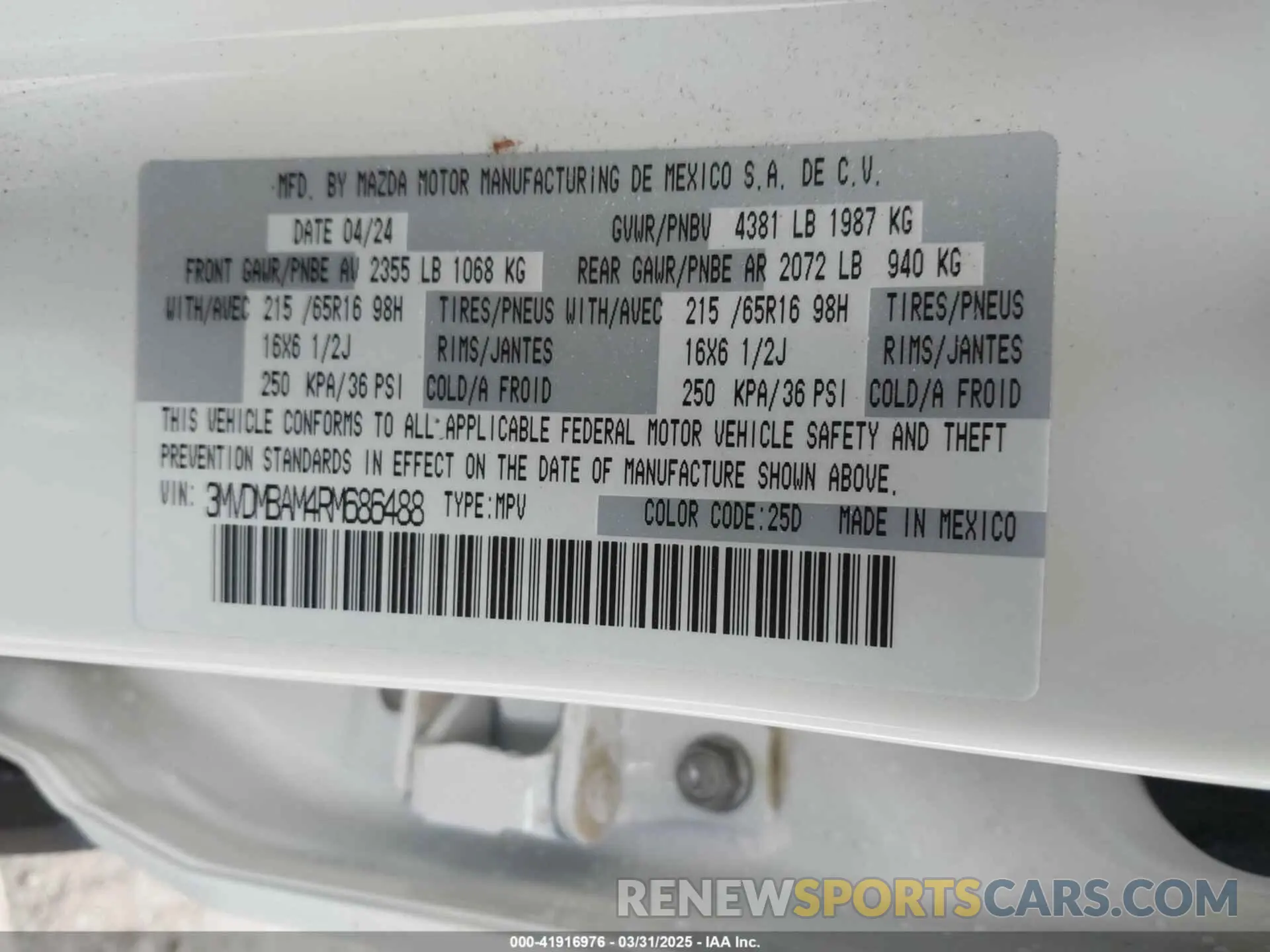 9 fotografías del automóvil dañado 3MVDMBAM4RM686488 MAZDA CX-30 2024