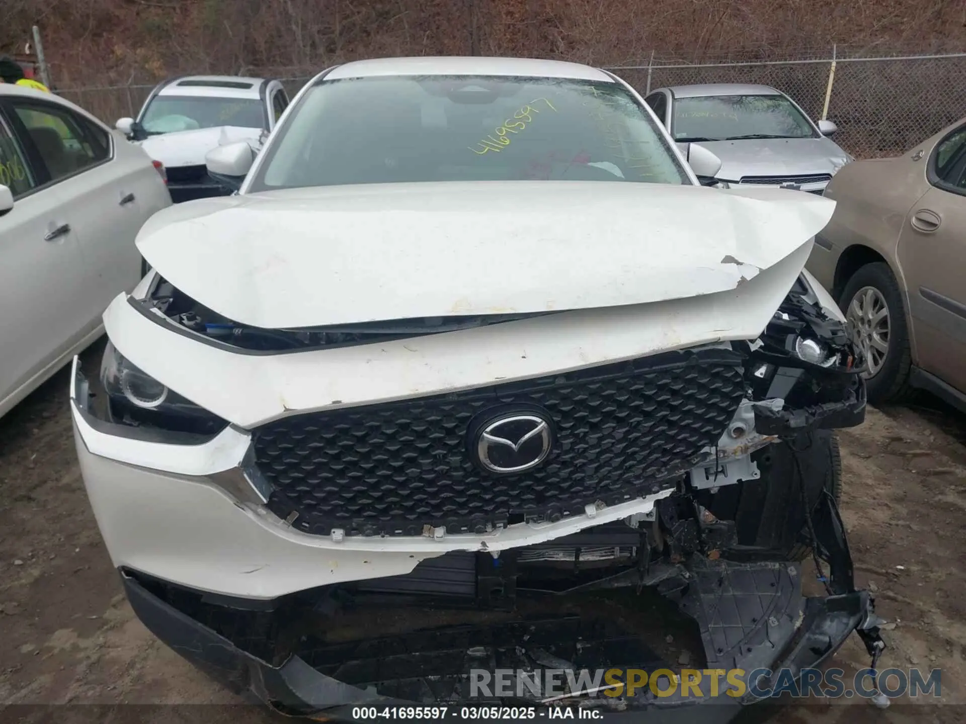 12 fotografías del automóvil dañado 3MVDMBAM5RM663057 MAZDA CX-30 2024