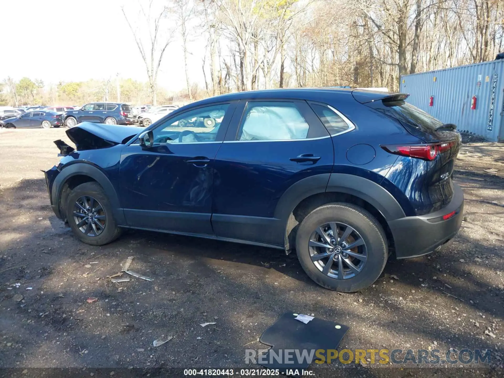 14 fotografías del automóvil dañado 3MVDMBAM8RM634233 MAZDA CX-30 2024