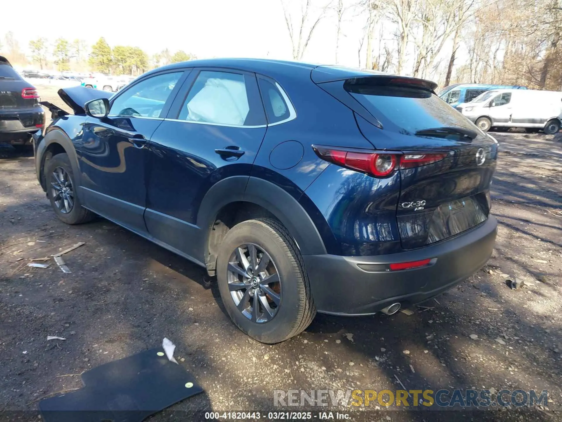 3 fotografías del automóvil dañado 3MVDMBAM8RM634233 MAZDA CX-30 2024