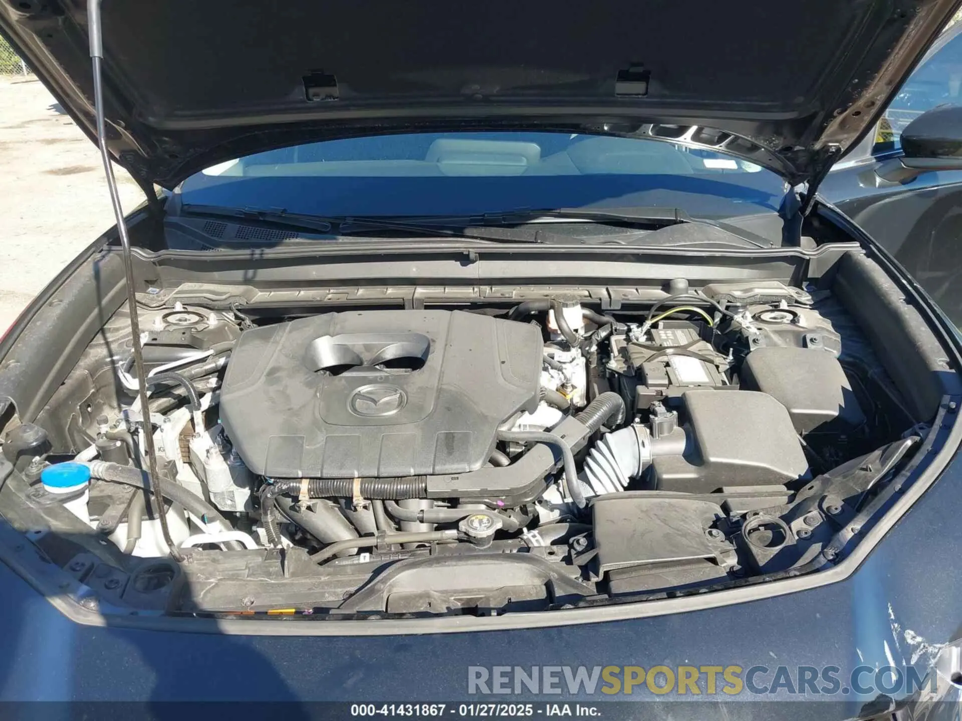 10 fotografías del automóvil dañado 3MVDMBAM8RM678796 MAZDA CX-30 2024