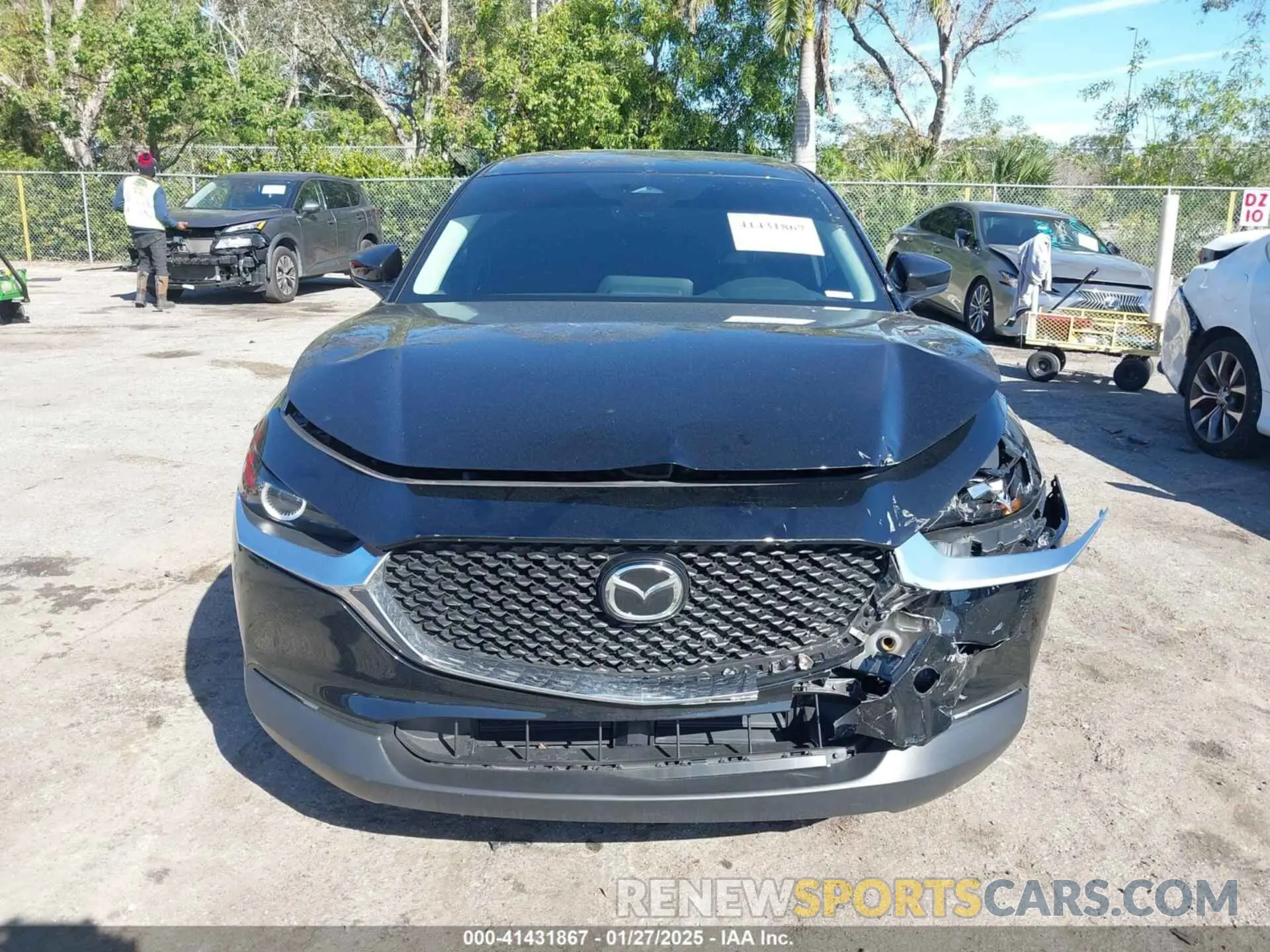 12 fotografías del automóvil dañado 3MVDMBAM8RM678796 MAZDA CX-30 2024