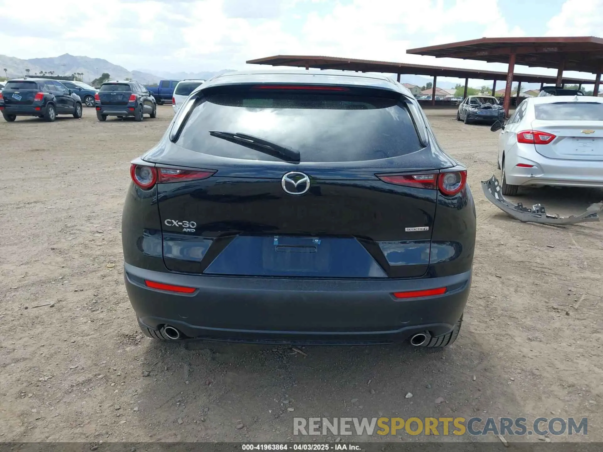 16 fotografías del automóvil dañado 3MVDMBBM0RM635973 MAZDA CX-30 2024