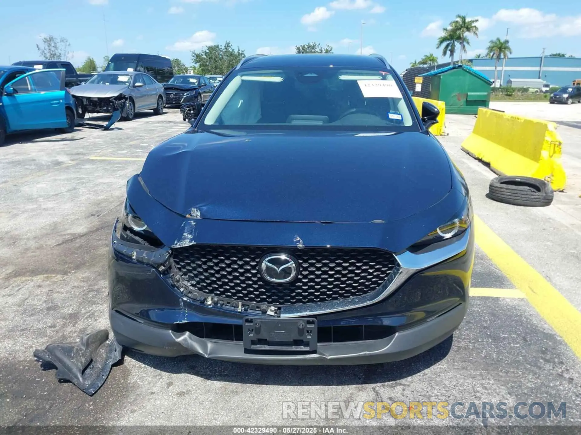 12 fotografías del automóvil dañado 3MVDMBBM0RM697731 MAZDA CX-30 2024