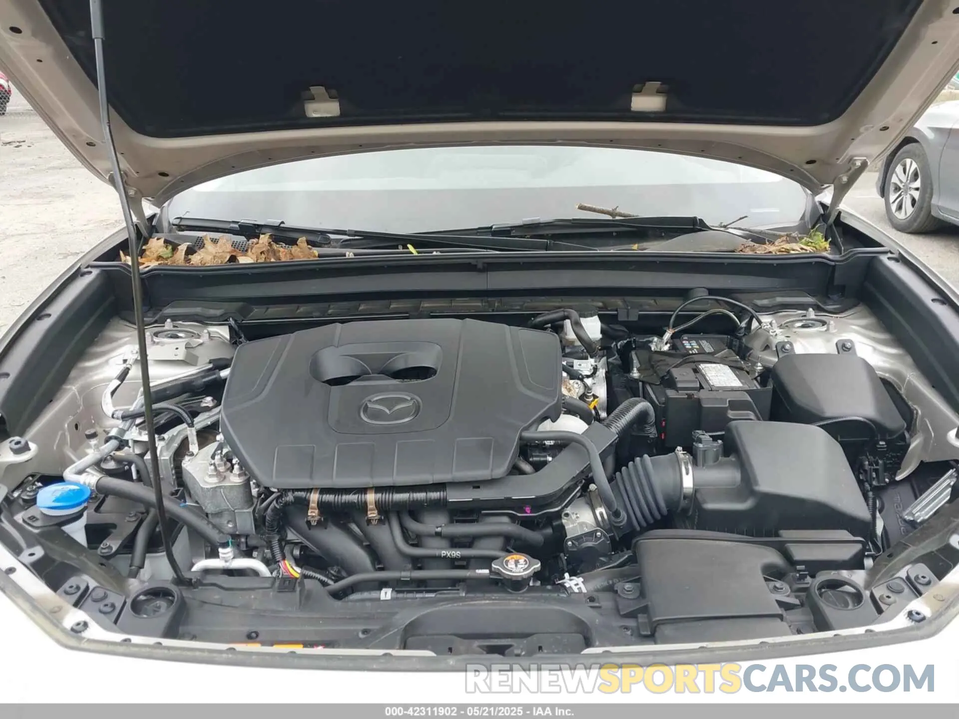 10 fotografías del automóvil dañado 3MVDMBBM1RM655178 MAZDA CX-30 2024
