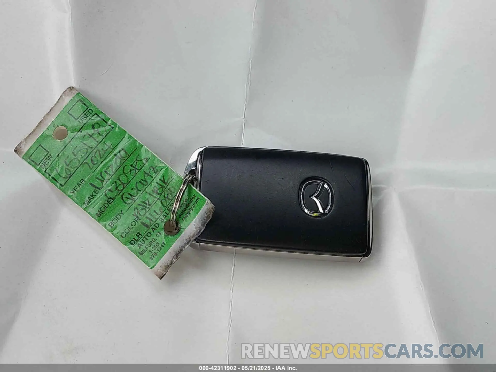 11 fotografías del automóvil dañado 3MVDMBBM1RM655178 MAZDA CX-30 2024