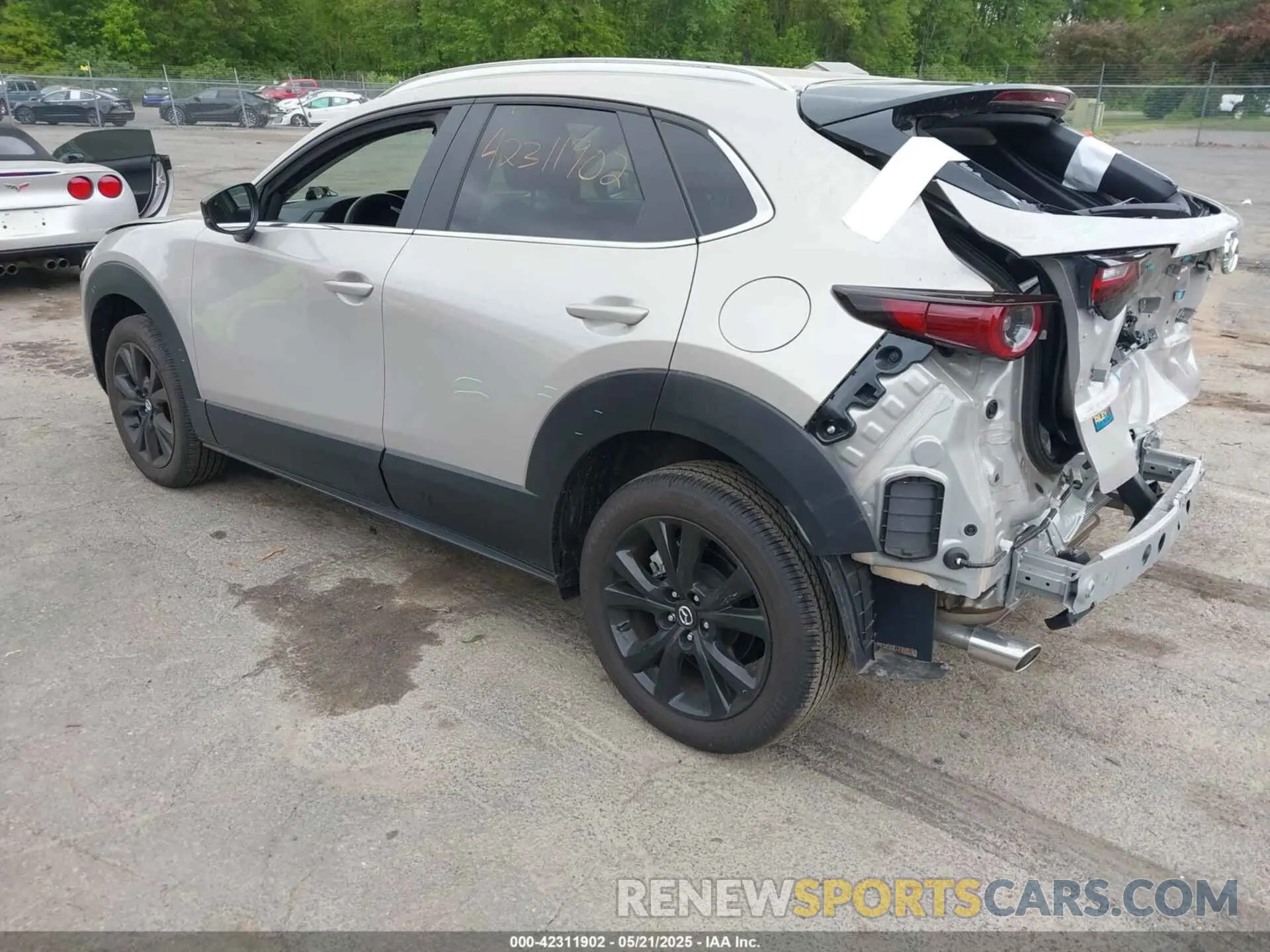 3 fotografías del automóvil dañado 3MVDMBBM1RM655178 MAZDA CX-30 2024