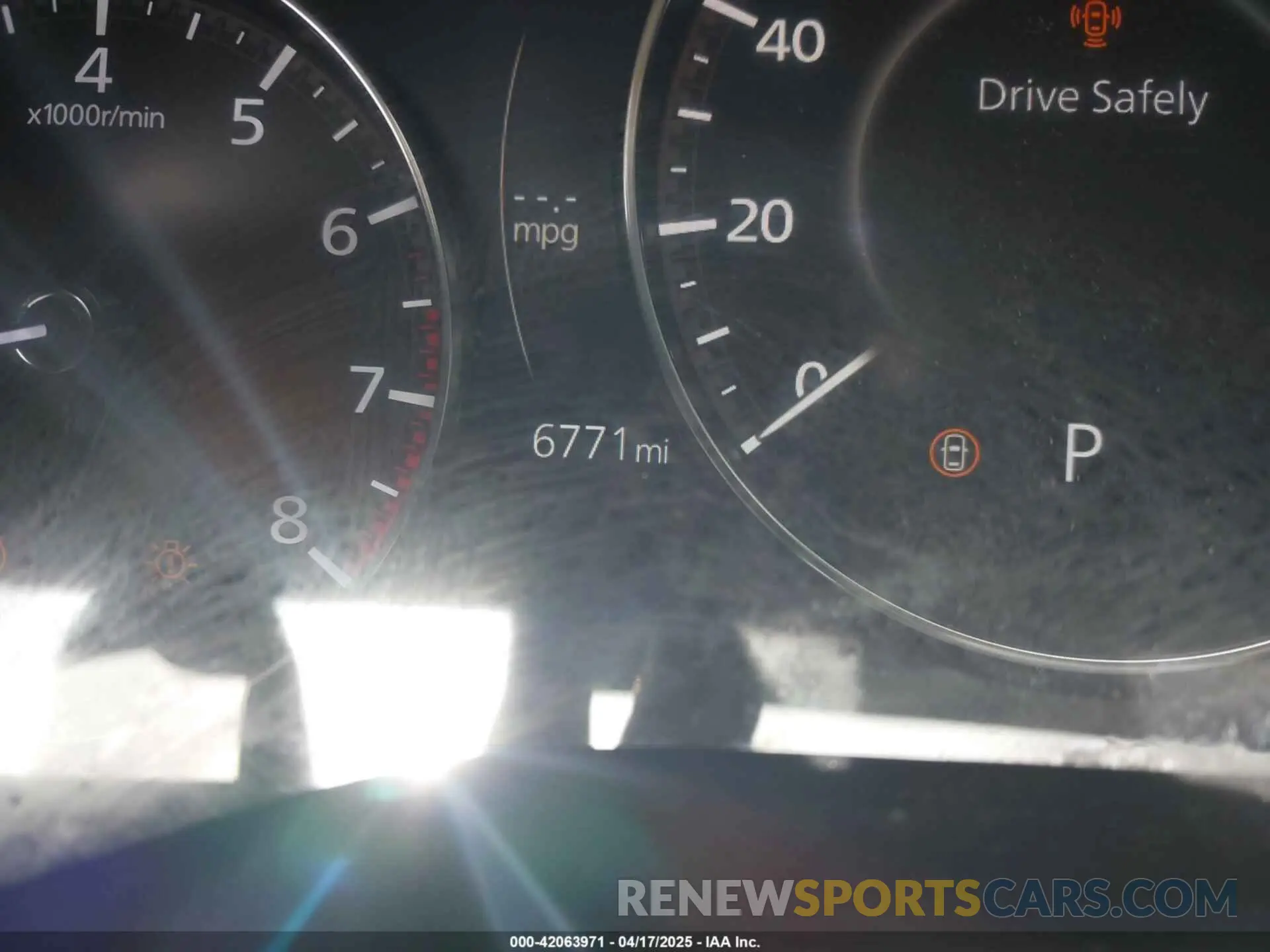 15 fotografías del automóvil dañado 3MVDMBBM1RM655682 MAZDA CX-30 2024