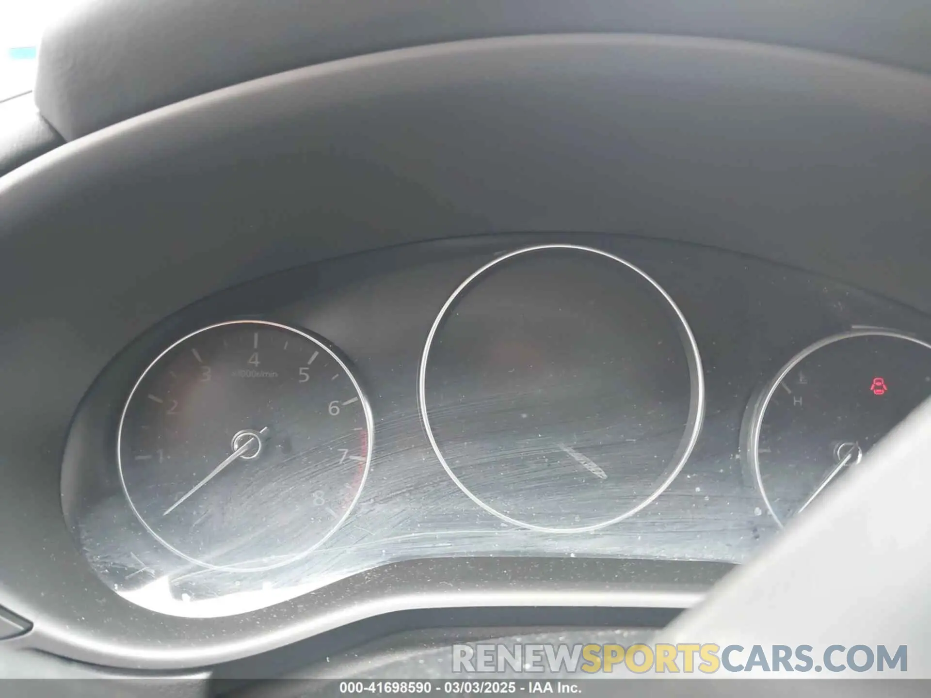 15 fotografías del automóvil dañado 3MVDMBBM1RM697611 MAZDA CX-30 2024