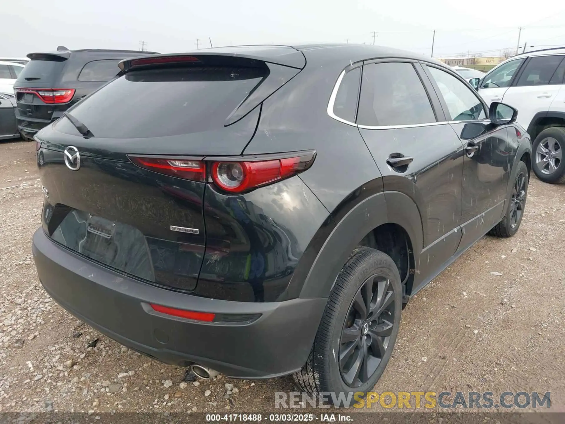4 fotografías del automóvil dañado 3MVDMBBM2RM647235 MAZDA CX-30 2024