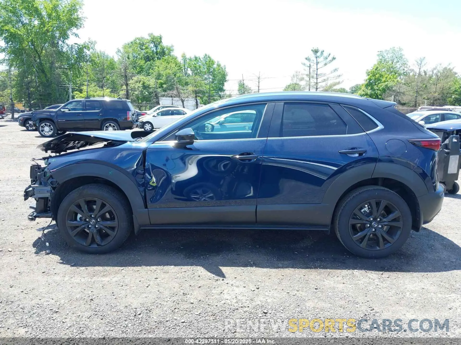 14 fotografías del automóvil dañado 3MVDMBBM2RM657781 MAZDA CX-30 2024