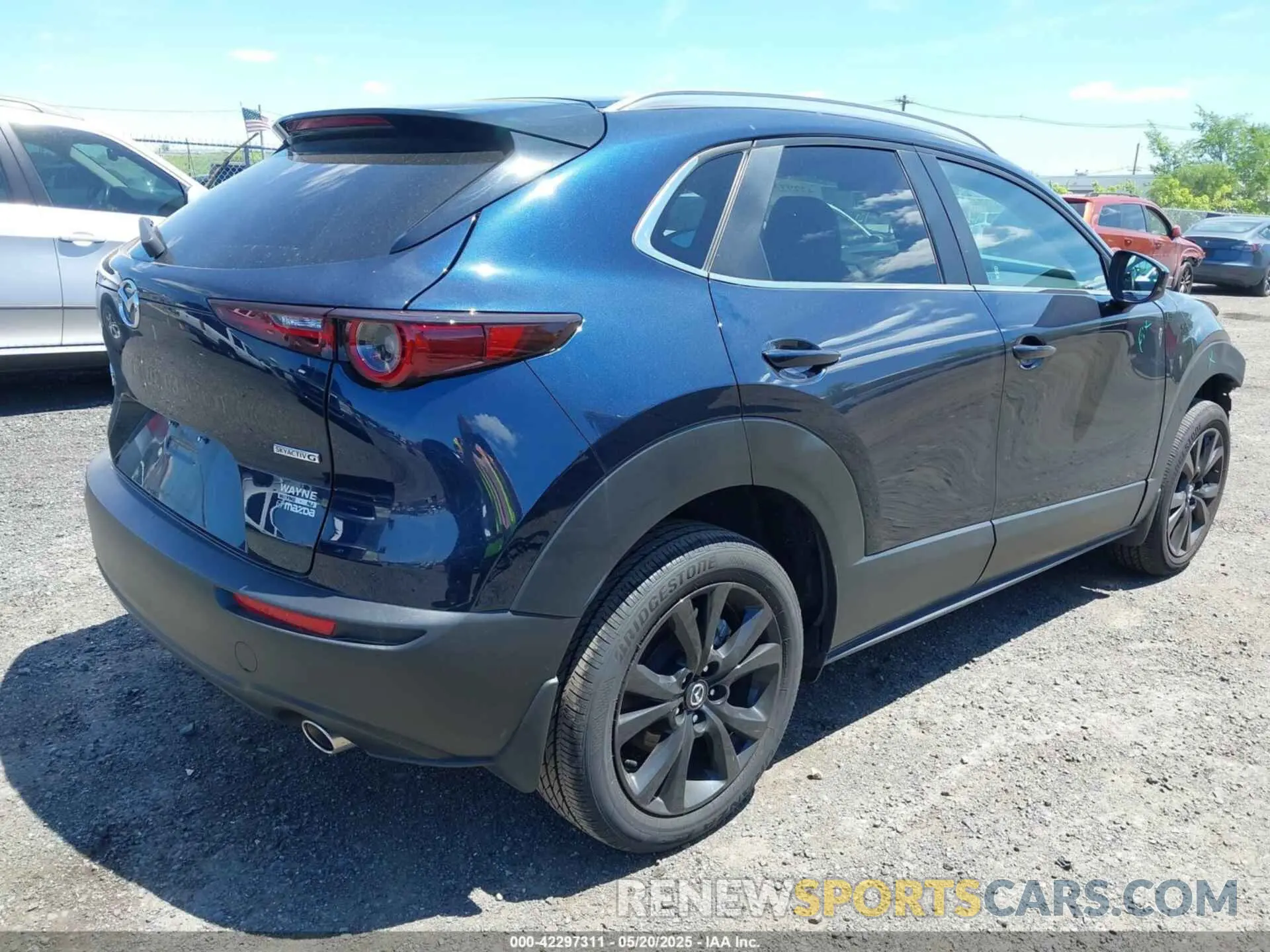 4 fotografías del automóvil dañado 3MVDMBBM2RM657781 MAZDA CX-30 2024