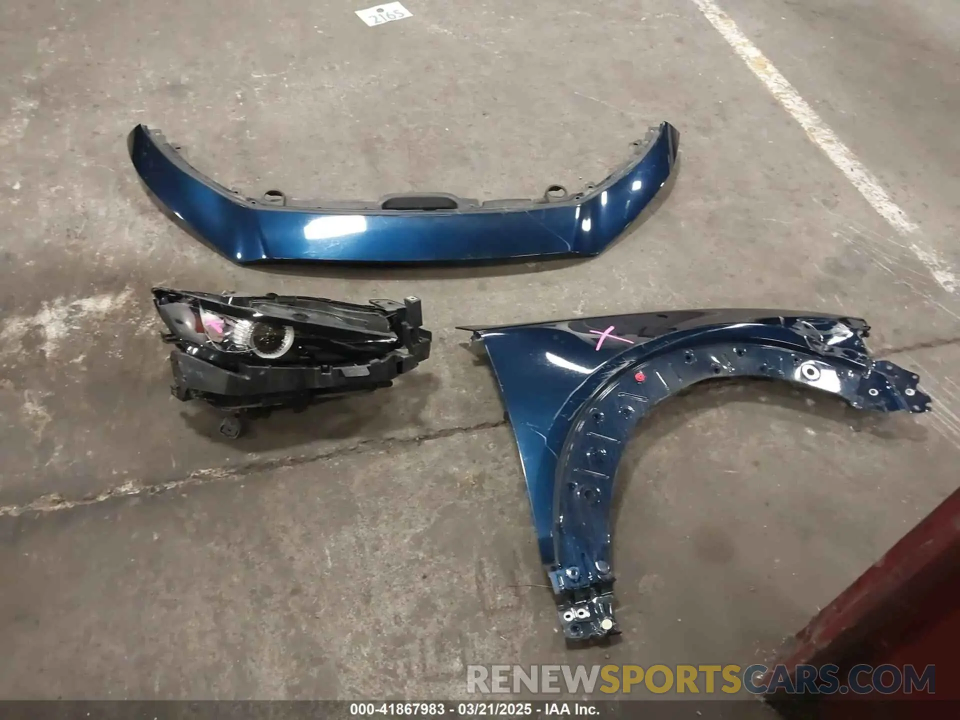 18 fotografías del automóvil dañado 3MVDMBBM3RM654887 MAZDA CX-30 2024