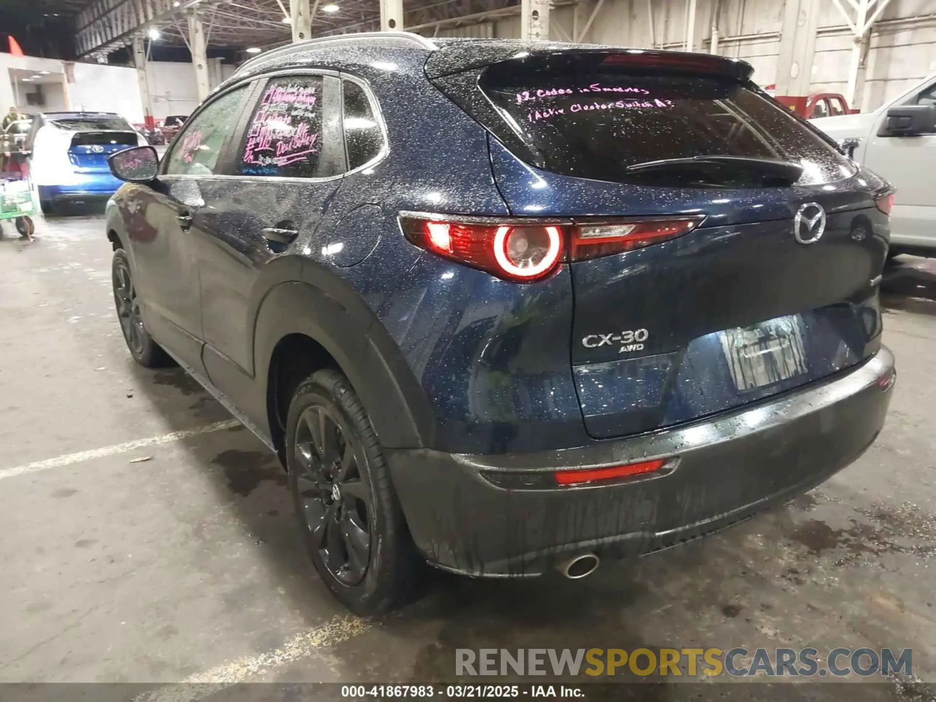 3 fotografías del automóvil dañado 3MVDMBBM3RM654887 MAZDA CX-30 2024