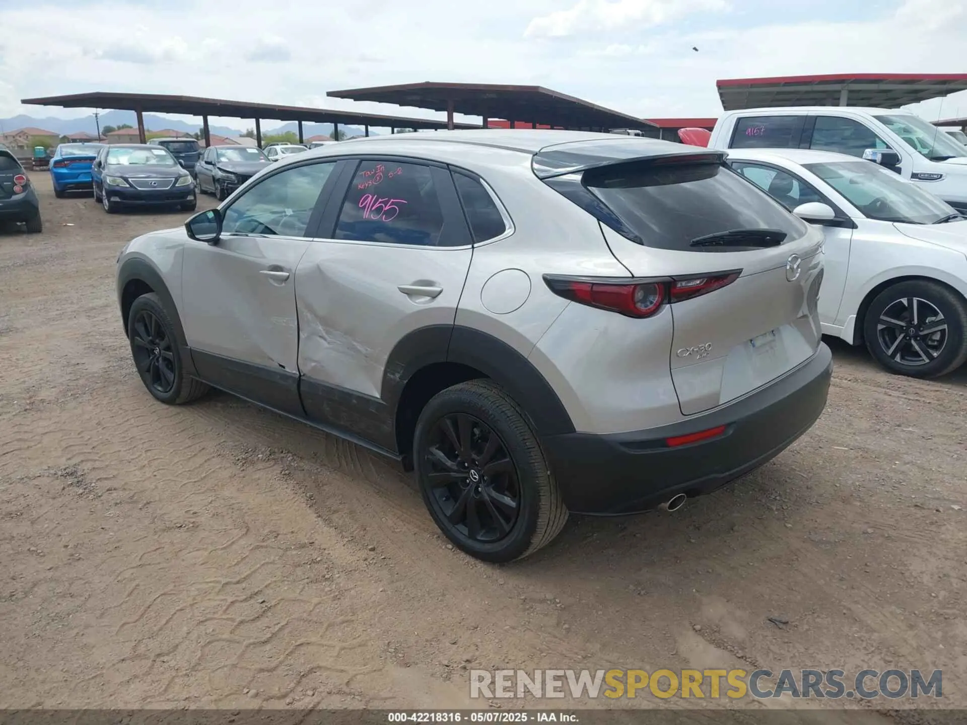 3 fotografías del automóvil dañado 3MVDMBBM3RM657918 MAZDA CX-30 2024