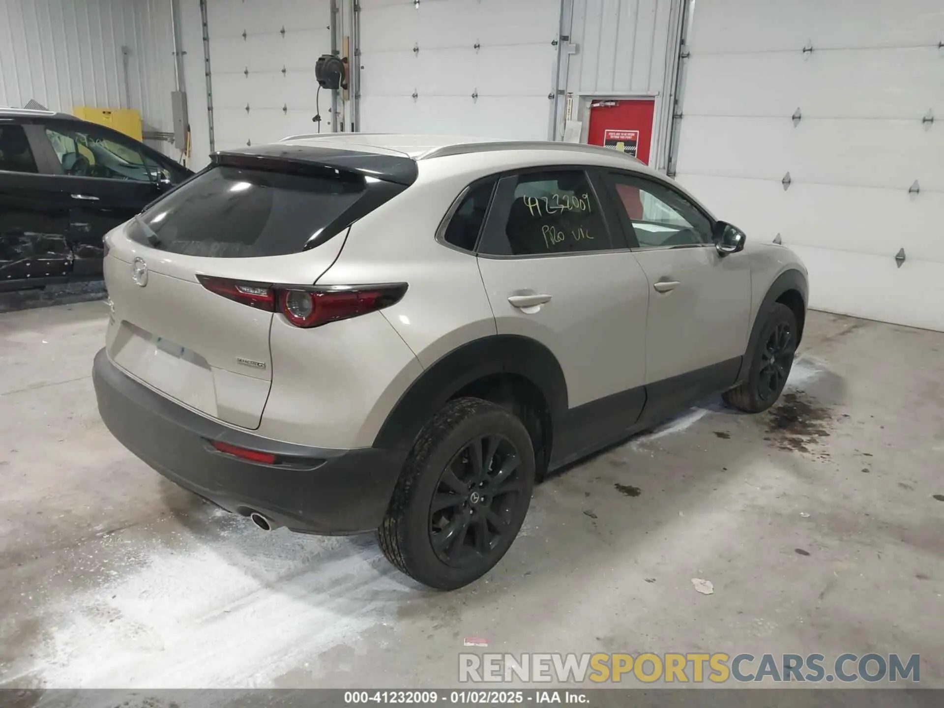 4 fotografías del automóvil dañado 3MVDMBBM3RM675111 MAZDA CX-30 2024