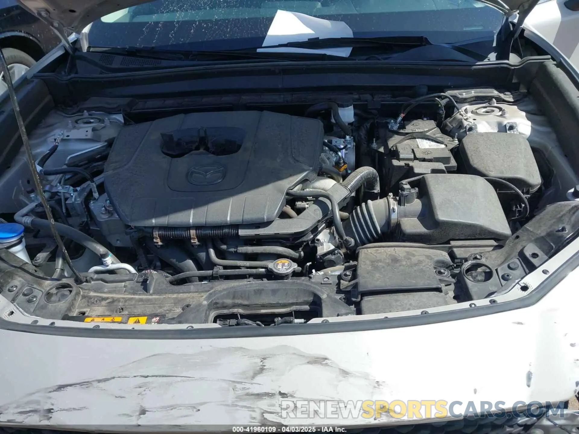 10 fotografías del automóvil dañado 3MVDMBBM3RM698064 MAZDA CX-30 2024