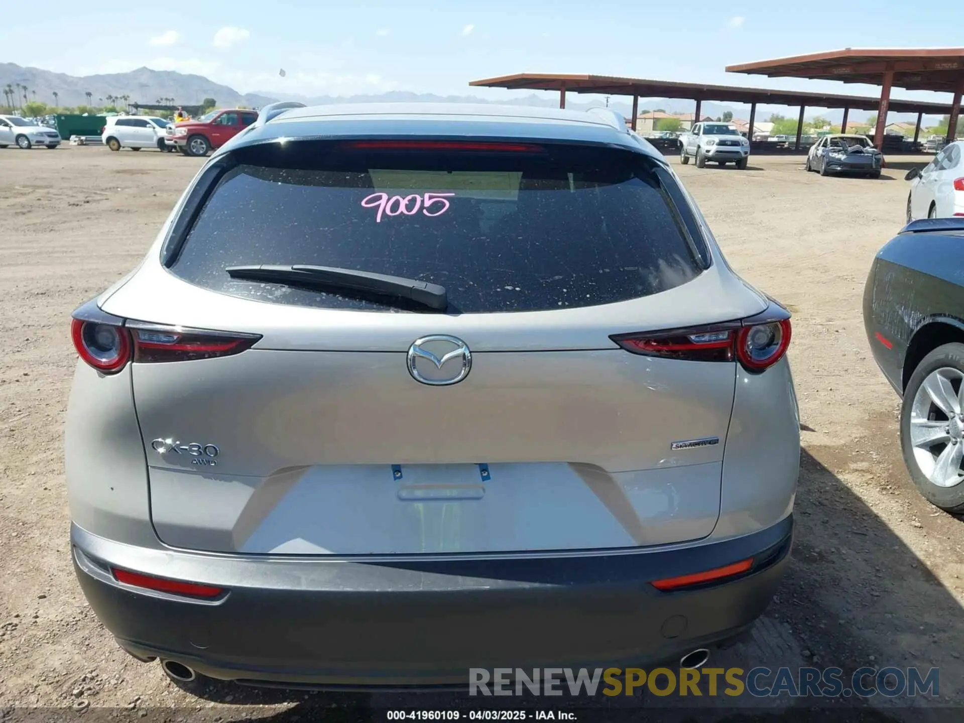 16 fotografías del automóvil dañado 3MVDMBBM3RM698064 MAZDA CX-30 2024