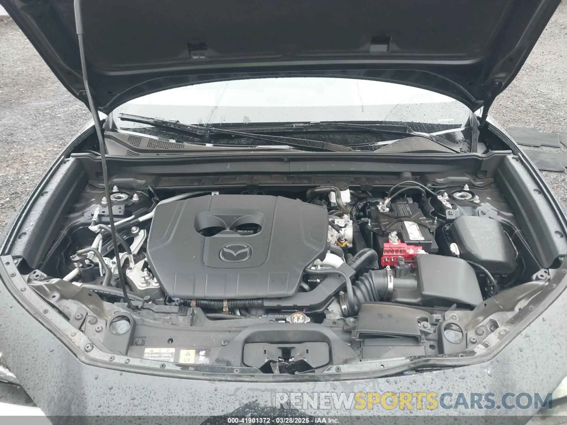 10 fotografías del automóvil dañado 3MVDMBBM4RM690930 MAZDA CX-30 2024